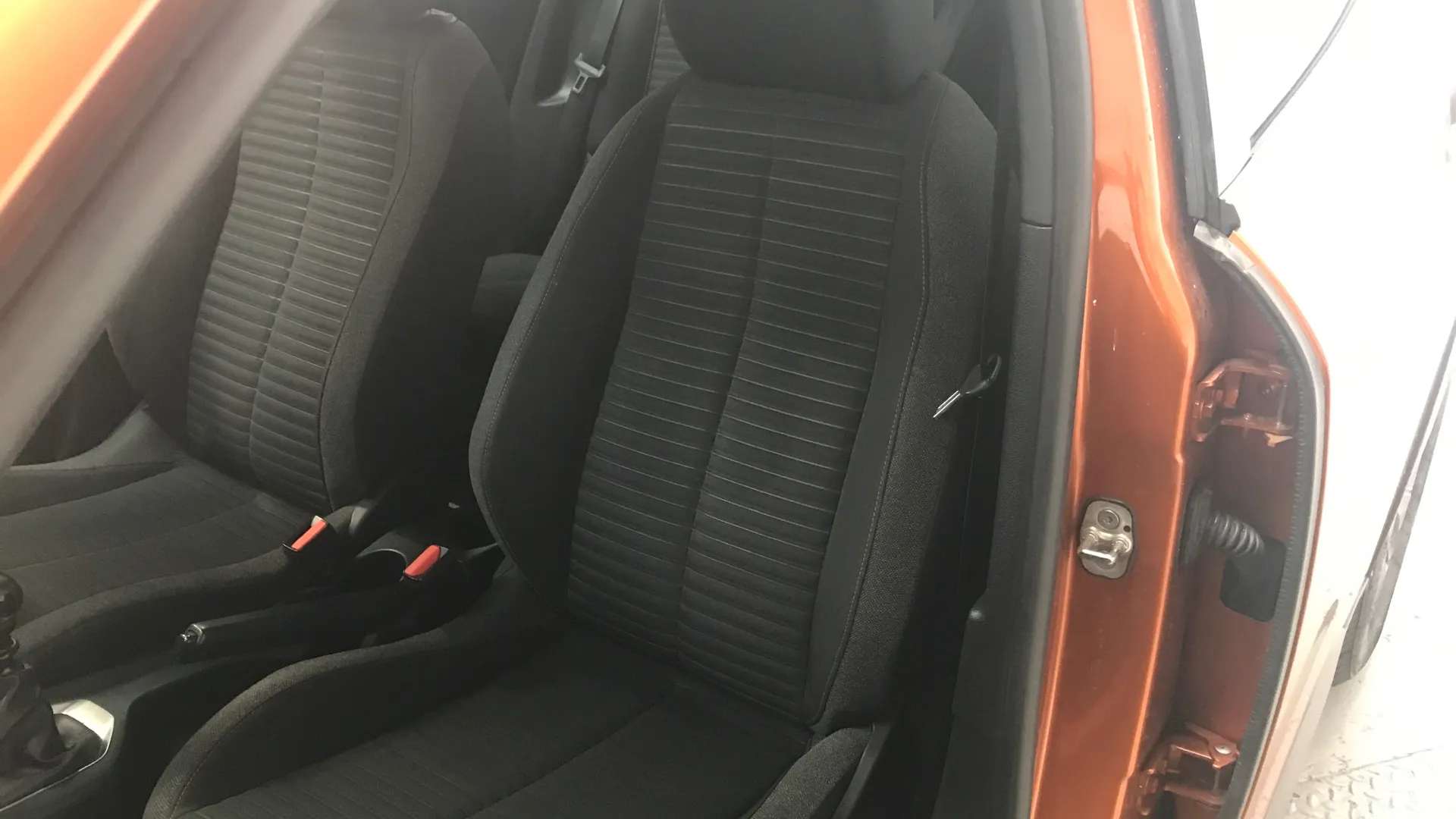 2021 PEUGEOT 2008 2021 PEUGEOT 2008