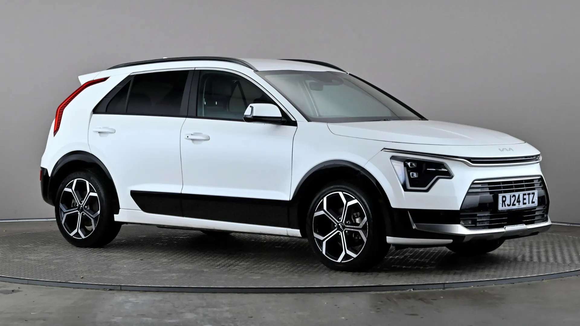 A 2024 KIA NIRO 1.6 GDi 127 Hybrid 3 DCT A 2024 KIA NIRO 1.6 GDi 127 Hybrid 3 DCT