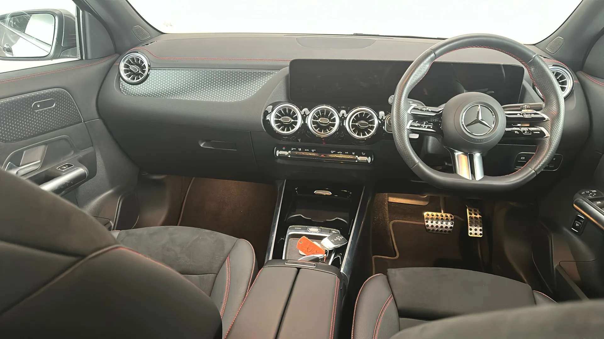 2024 MERCEDES-BENZ EQA 2024 MERCEDES-BENZ EQA