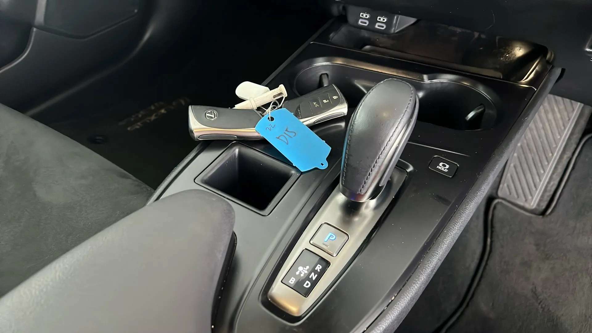 2024 LEXUS UX 2024 LEXUS UX