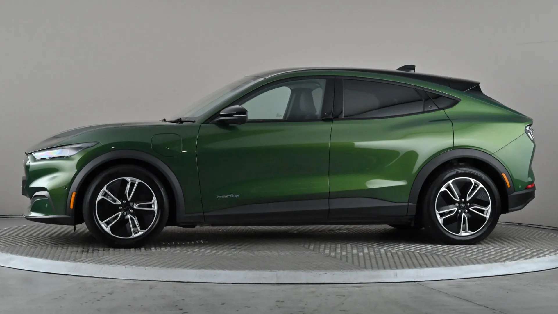 A 2026 FORD MUSTANG MACH-E 197kW Select 72kWh RWD Auto A 2026 FORD MUSTANG MACH-E 197kW Select 72kWh RWD Auto