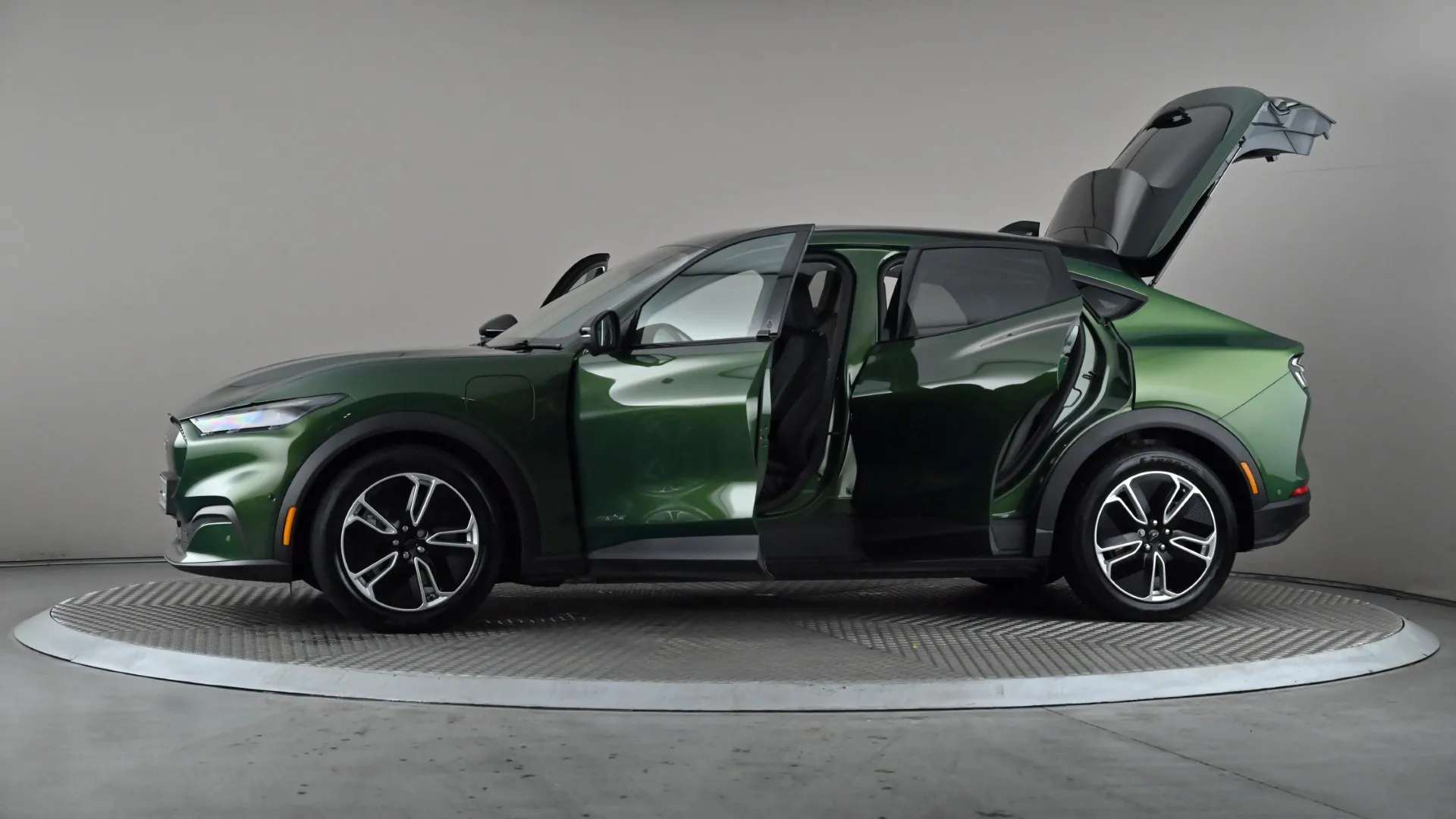 2026 FORD MUSTANG MACH-E 2026 FORD MUSTANG MACH-E