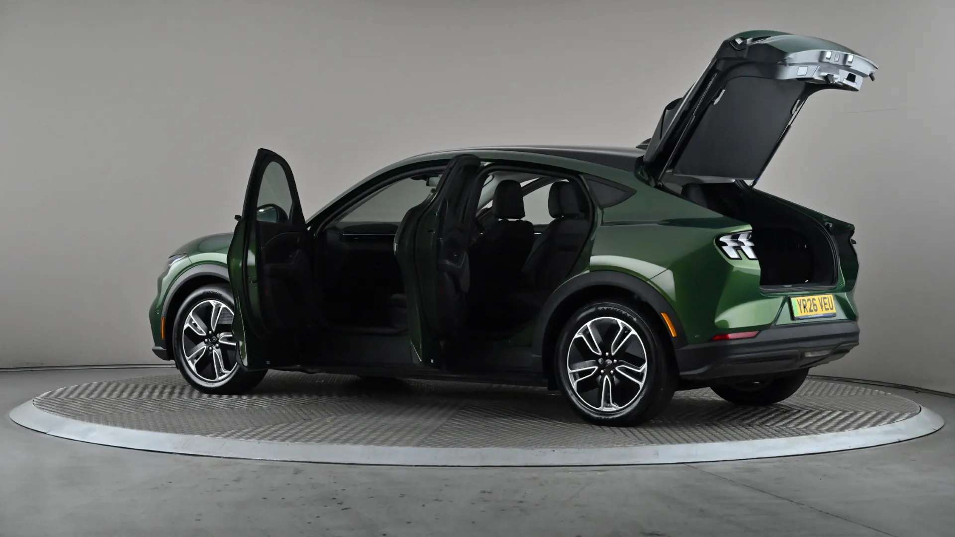 2026 FORD MUSTANG MACH-E 2026 FORD MUSTANG MACH-E