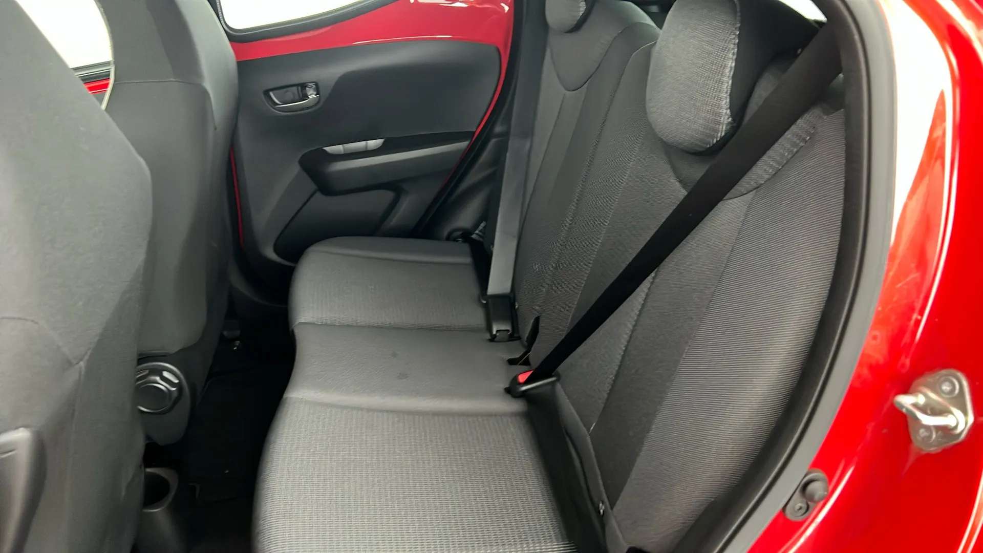 2021 TOYOTA AYGO 2021 TOYOTA AYGO