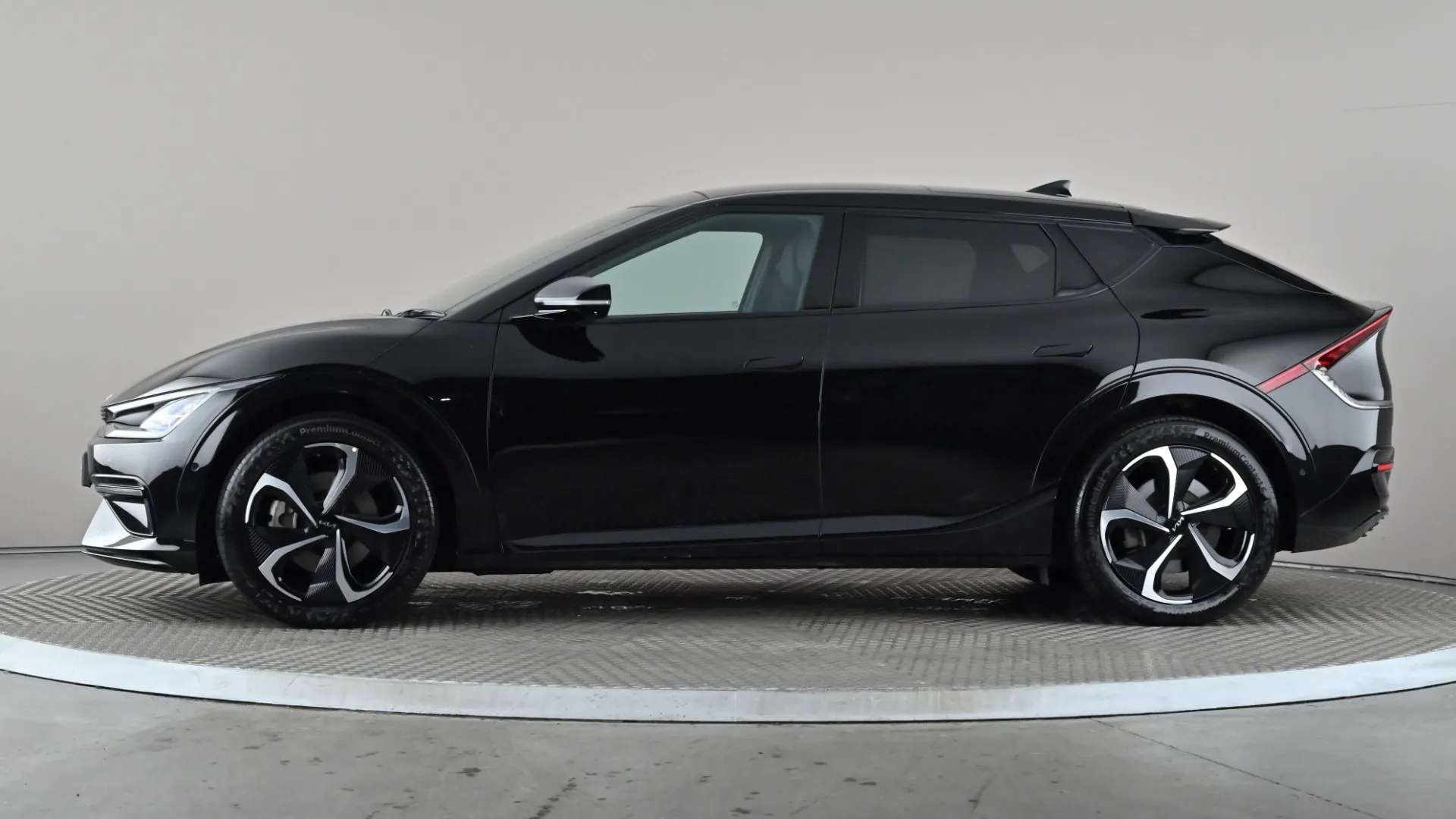 A 2023 KIA EV6 236kW GT Line S 77.4kWh AWD Auto A 2023 KIA EV6 236kW GT Line S 77.4kWh AWD Auto