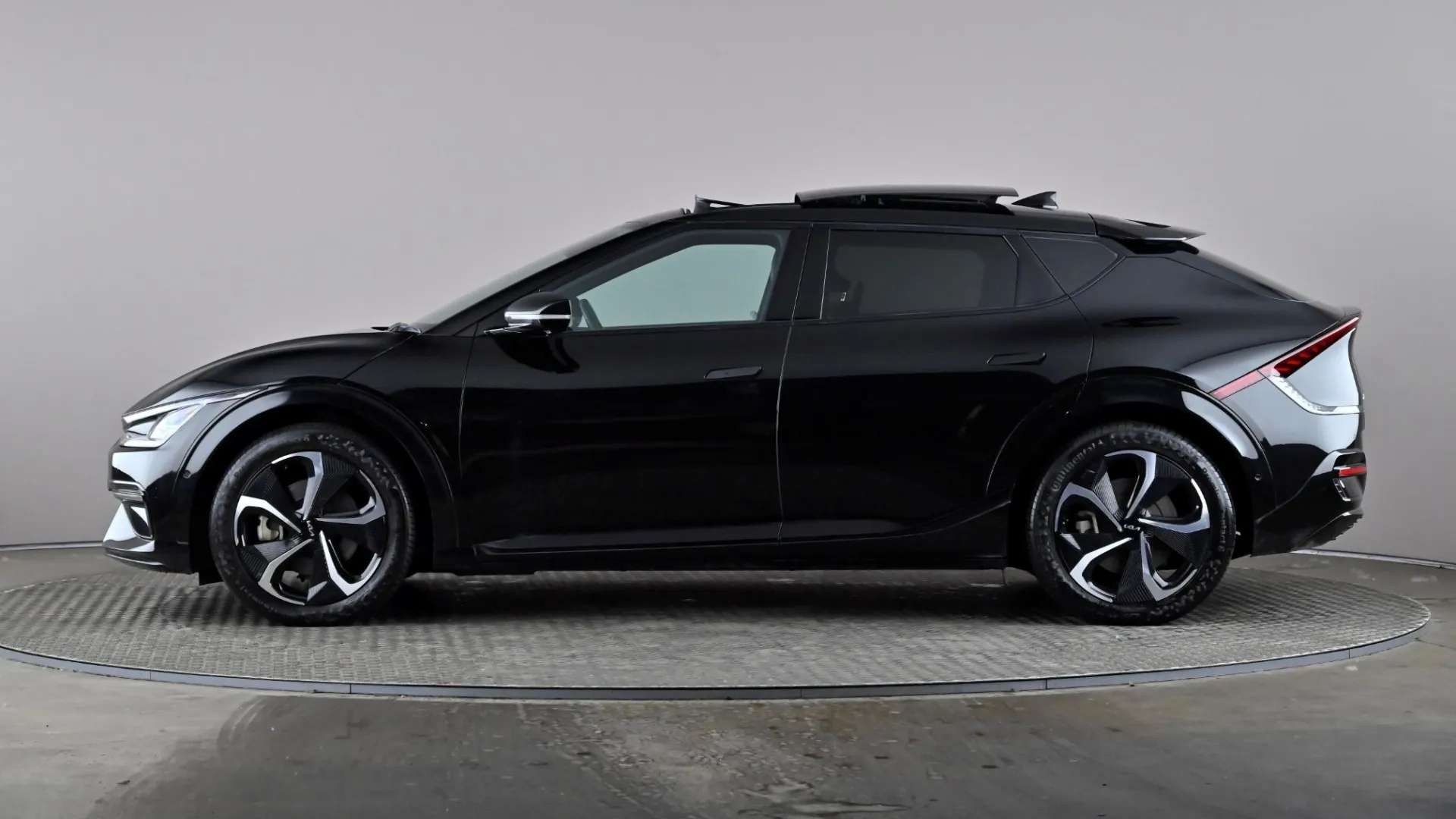 A 2022 KIA EV6 236kW GT Line S 77.4kWh AWD Auto A 2022 KIA EV6 236kW GT Line S 77.4kWh AWD Auto