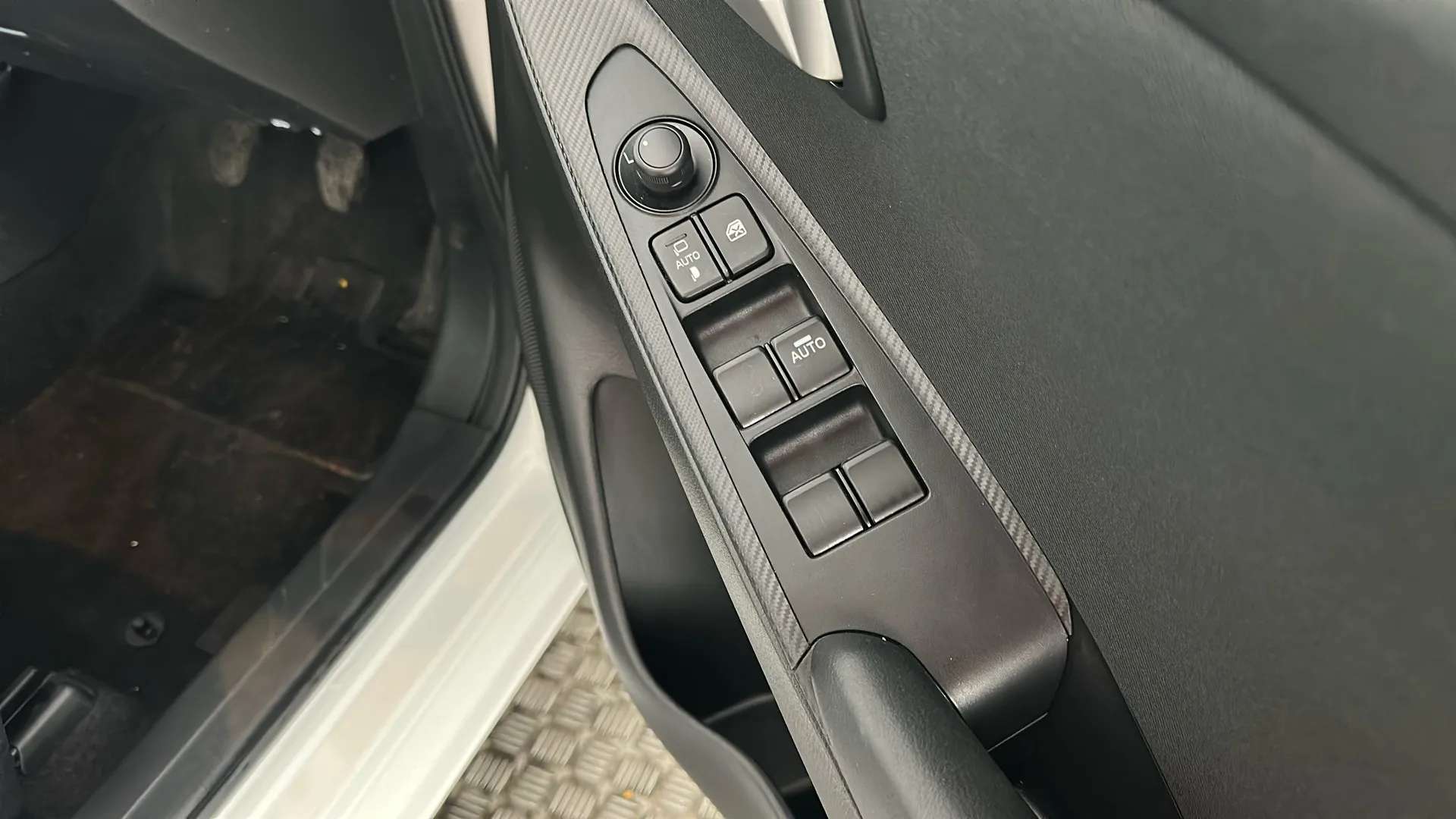 2023 MAZDA MAZDA2 2023 MAZDA MAZDA2