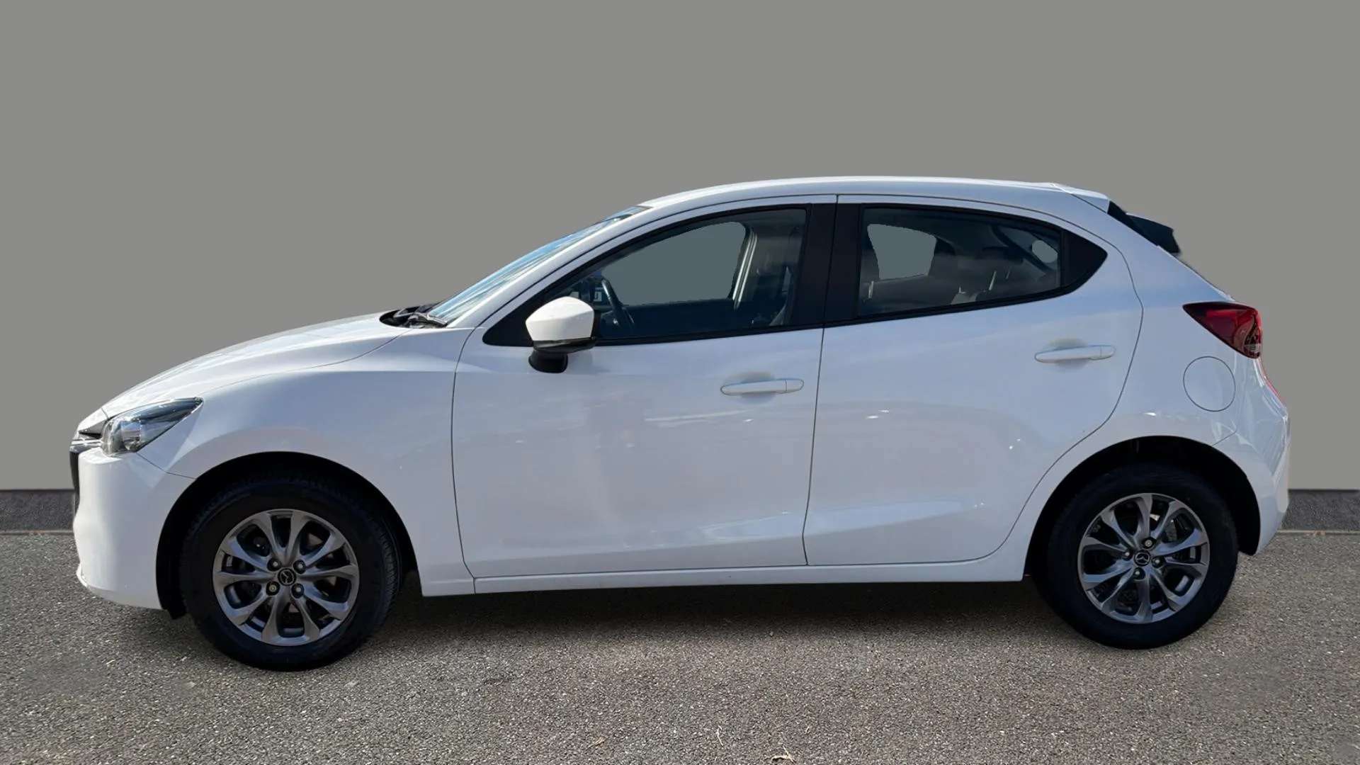 A 2023 MAZDA MAZDA2 1.5 Skyactiv G 75 Centre-Line A 2023 MAZDA MAZDA2 1.5 Skyactiv G 75 Centre-Line