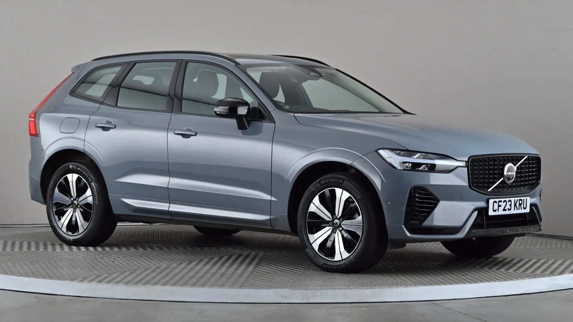 2023 VOLVO XC60 2023 VOLVO XC60