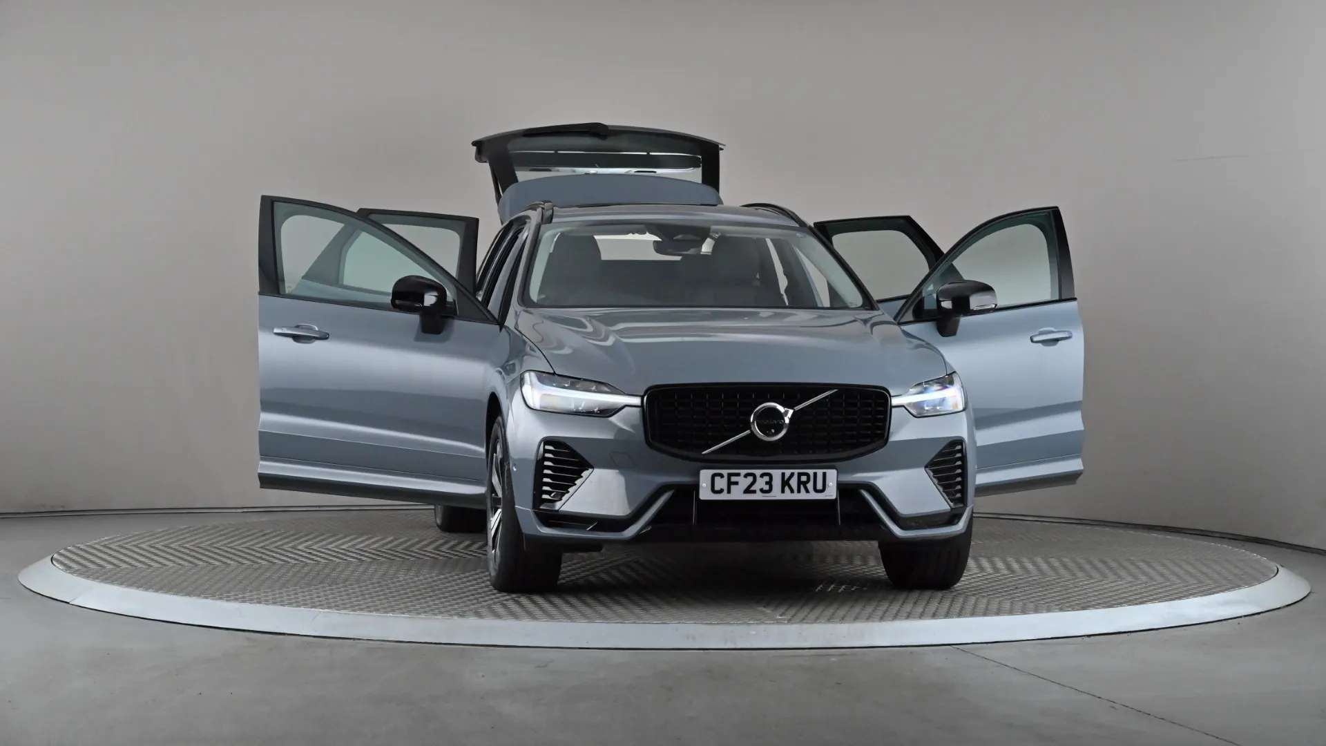 2023 VOLVO XC60 2023 VOLVO XC60