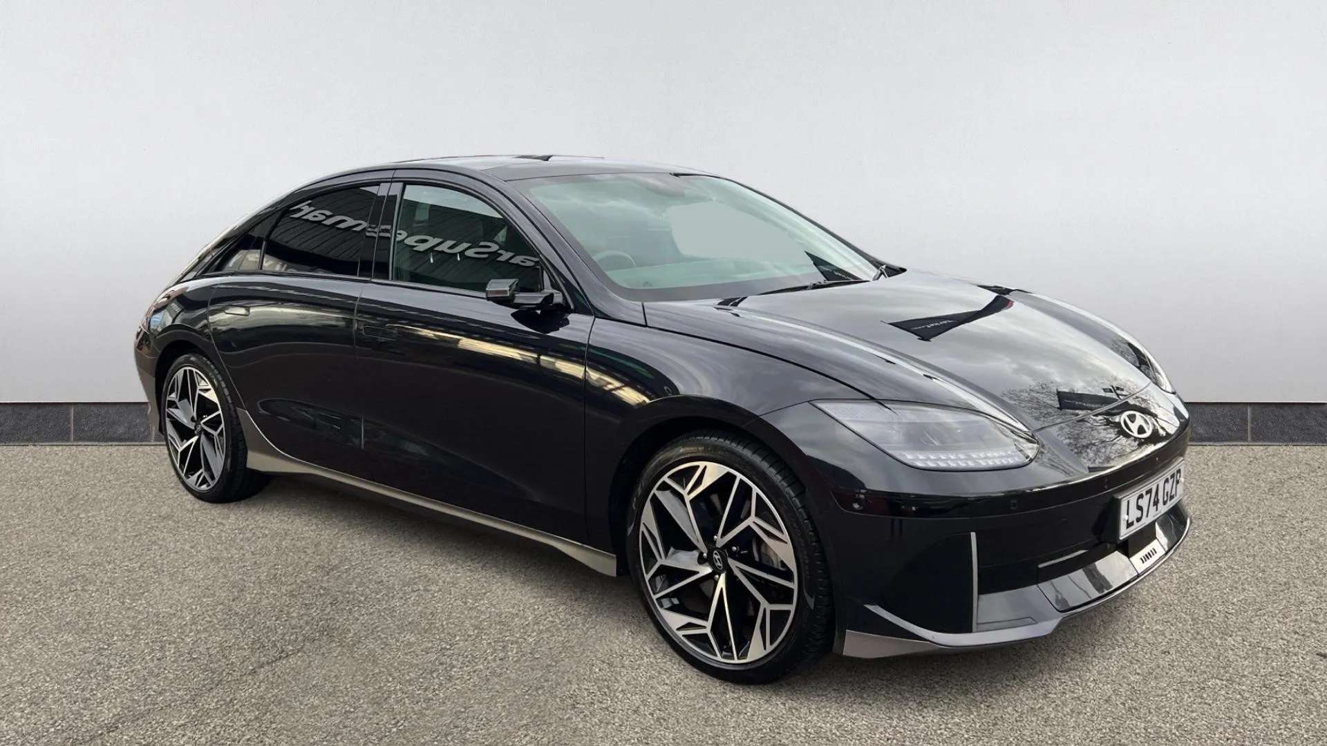 A 2024 HYUNDAI IONIQ 6 239kW Ultimate 77kWh AWD Auto A 2024 HYUNDAI IONIQ 6 239kW Ultimate 77kWh AWD Auto