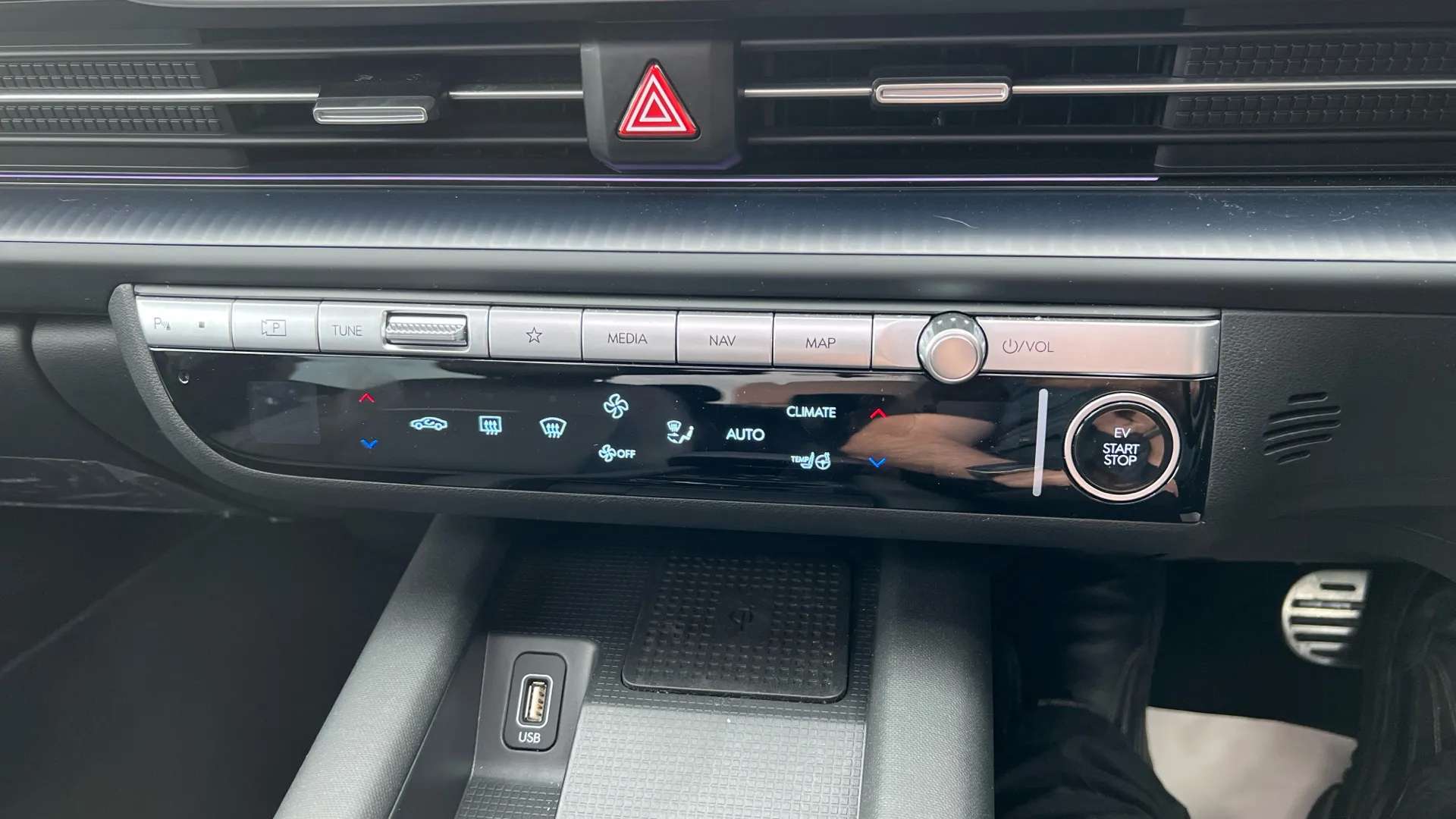 2024 HYUNDAI IONIQ 6 2024 HYUNDAI IONIQ 6