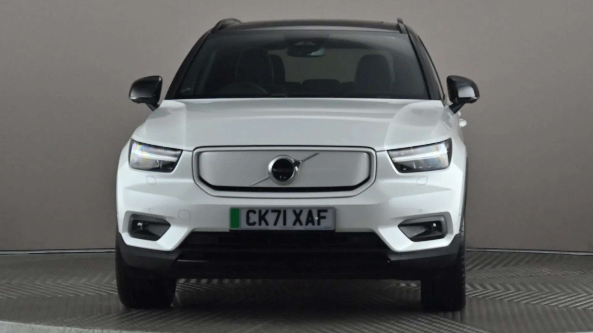 2021 VOLVO XC40 2021 VOLVO XC40