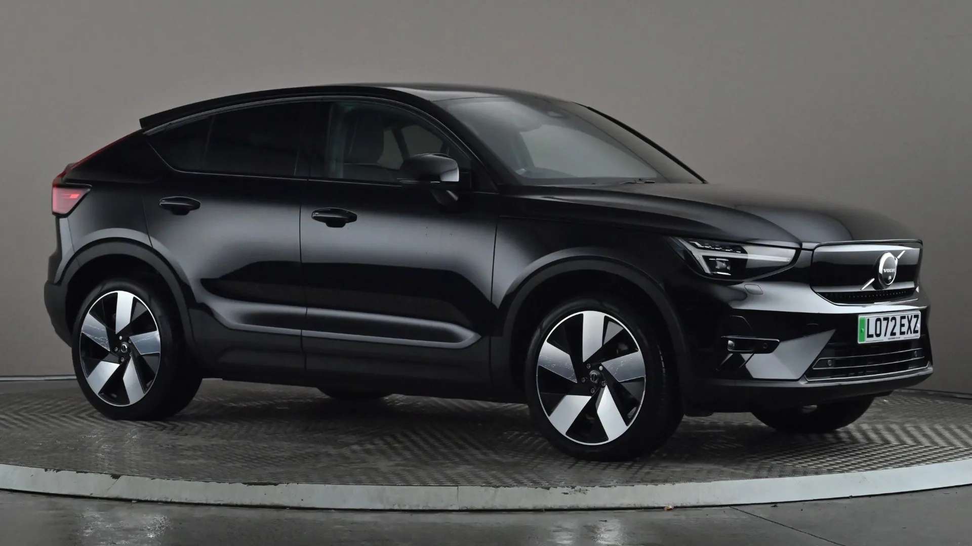 A 2022 VOLVO C40 300kW Recharge Twin Ultimate 78kWh AWD Auto A 2022 VOLVO C40 300kW Recharge Twin Ultimate 78kWh AWD Auto