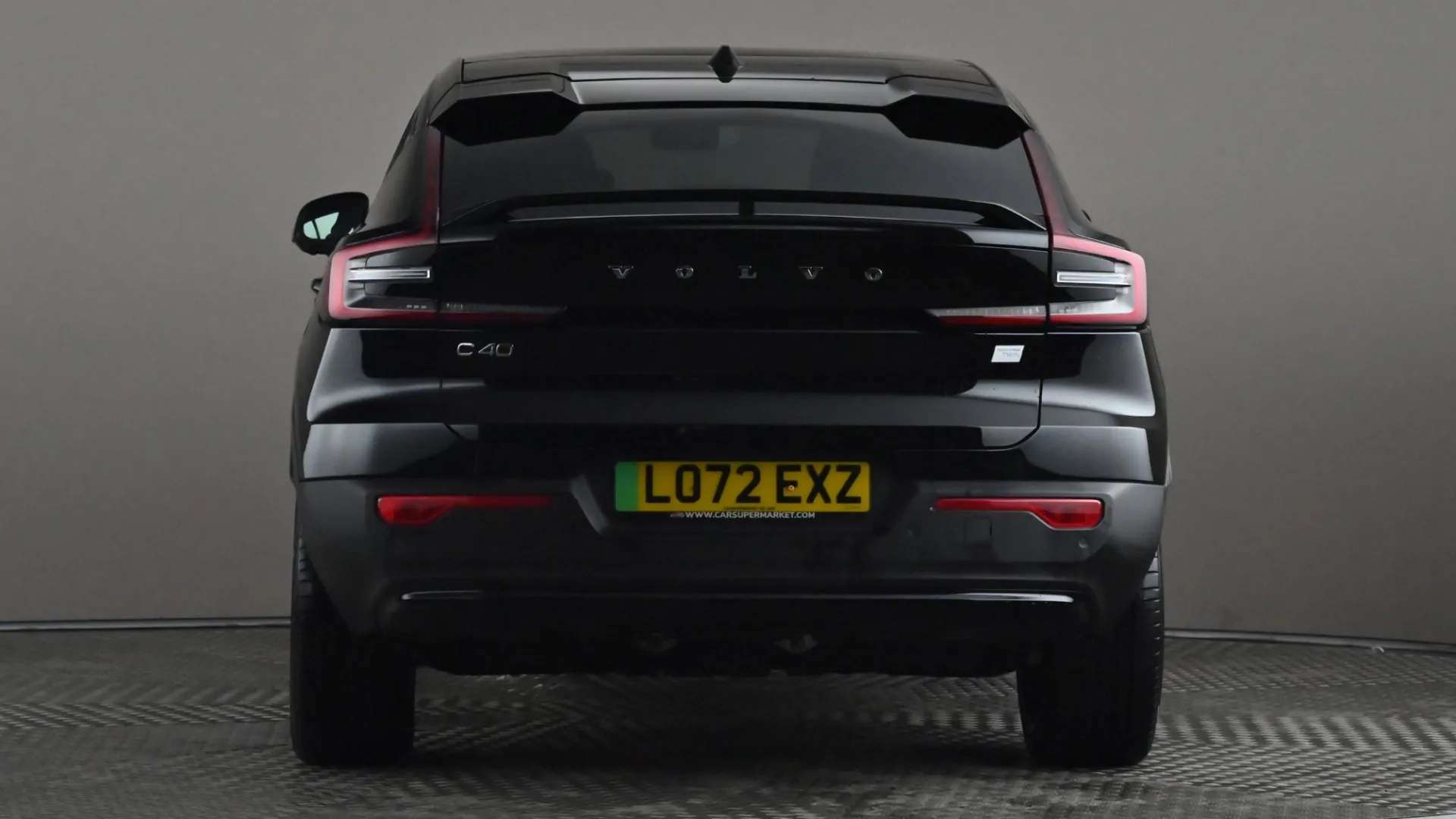 2022 VOLVO C40 2022 VOLVO C40