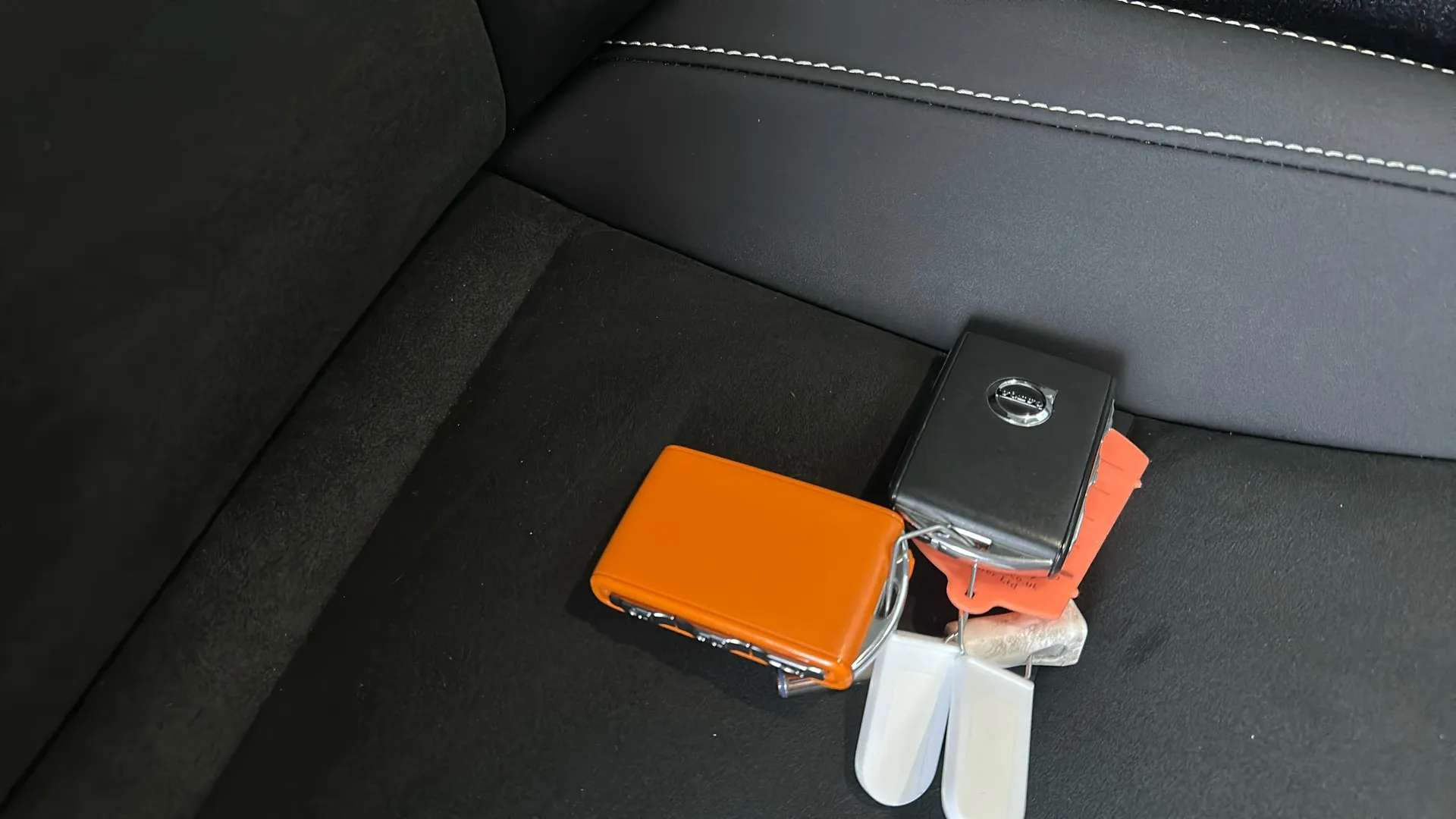 2022 VOLVO C40 2022 VOLVO C40