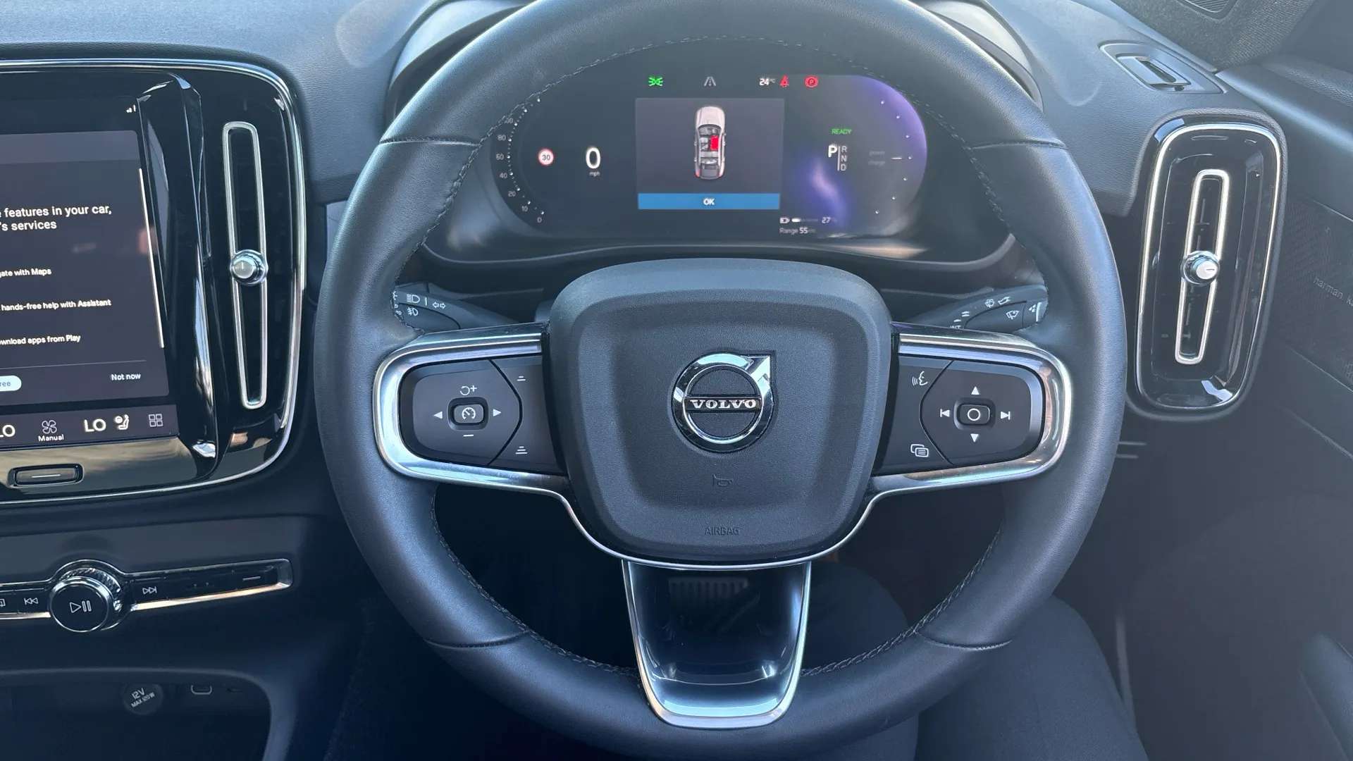2022 VOLVO C40 2022 VOLVO C40
