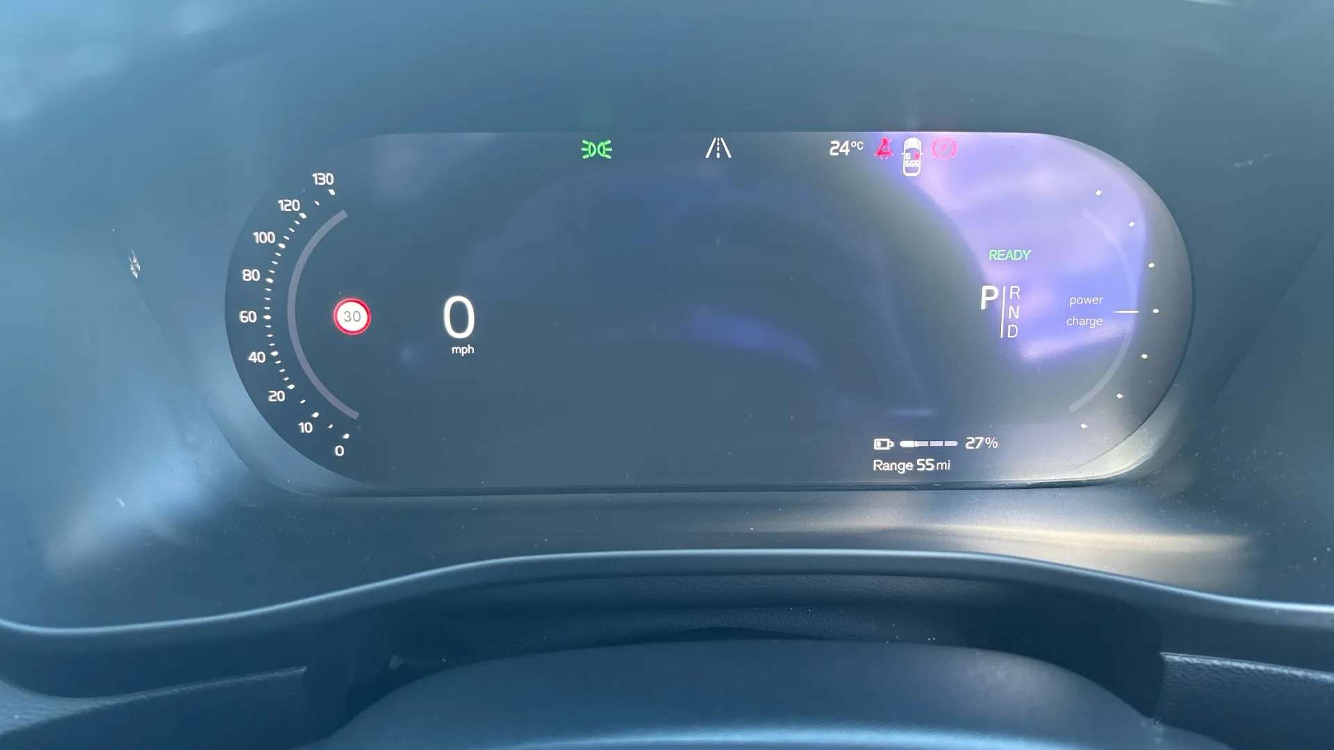 2022 VOLVO C40 2022 VOLVO C40