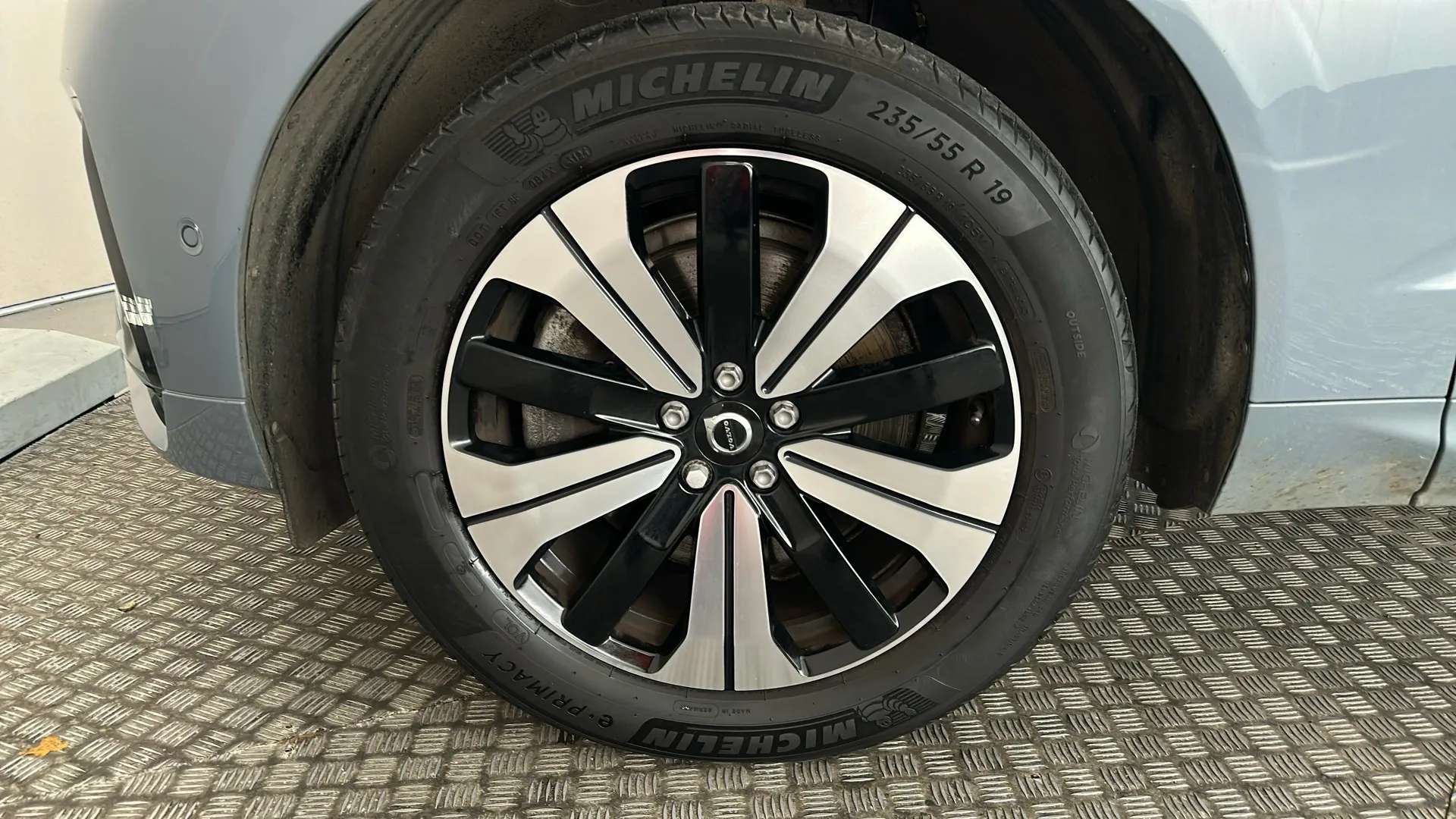 2023 VOLVO XC60 2023 VOLVO XC60