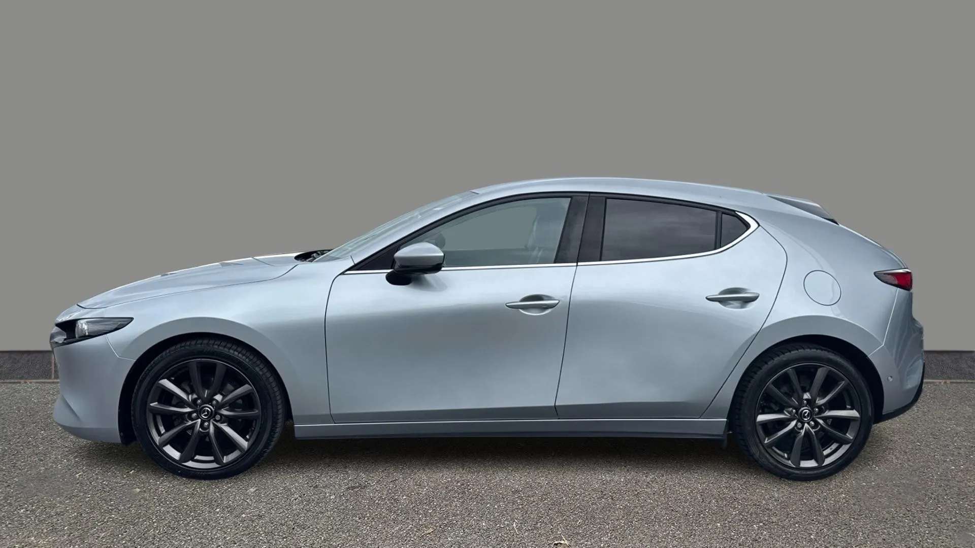 A 2021 MAZDA MAZDA3 2.0 Skyactiv G MHEV GT Sport Tech Auto A 2021 MAZDA MAZDA3 2.0 Skyactiv G MHEV GT Sport Tech Auto