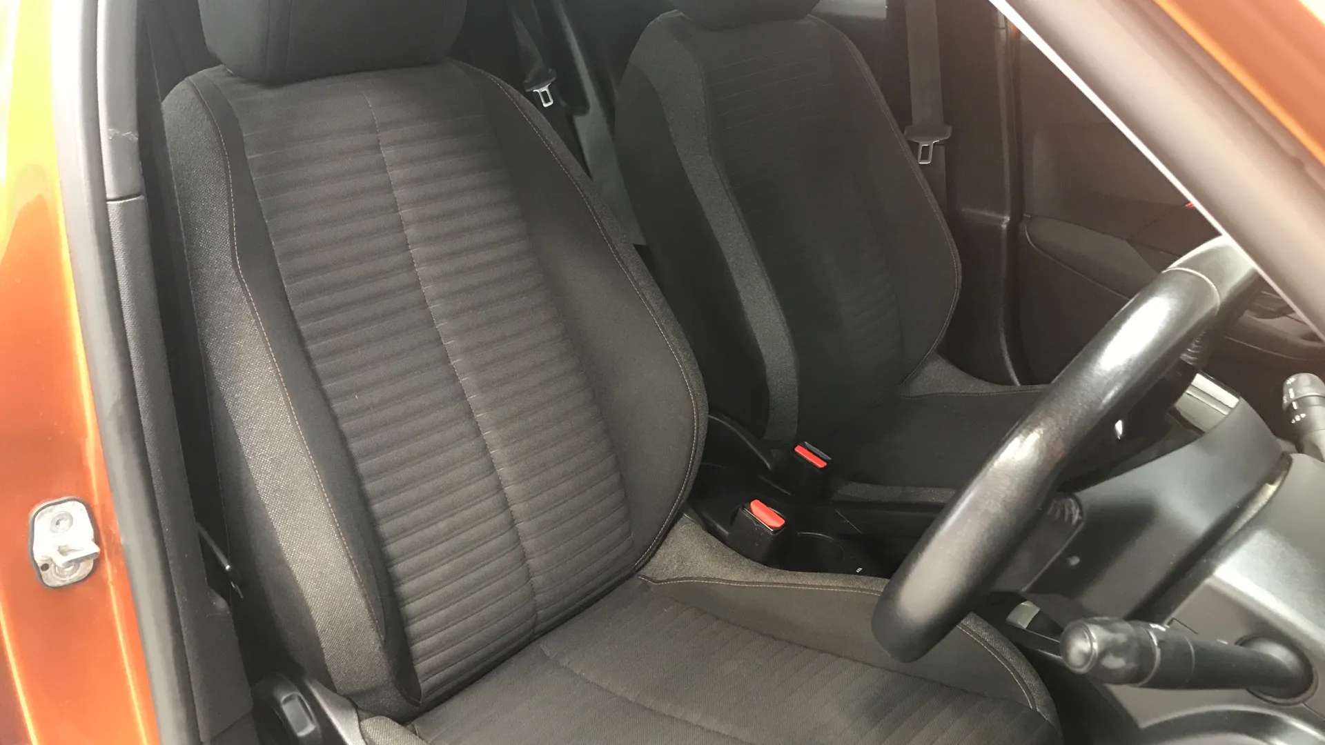 2021 PEUGEOT 2008 2021 PEUGEOT 2008