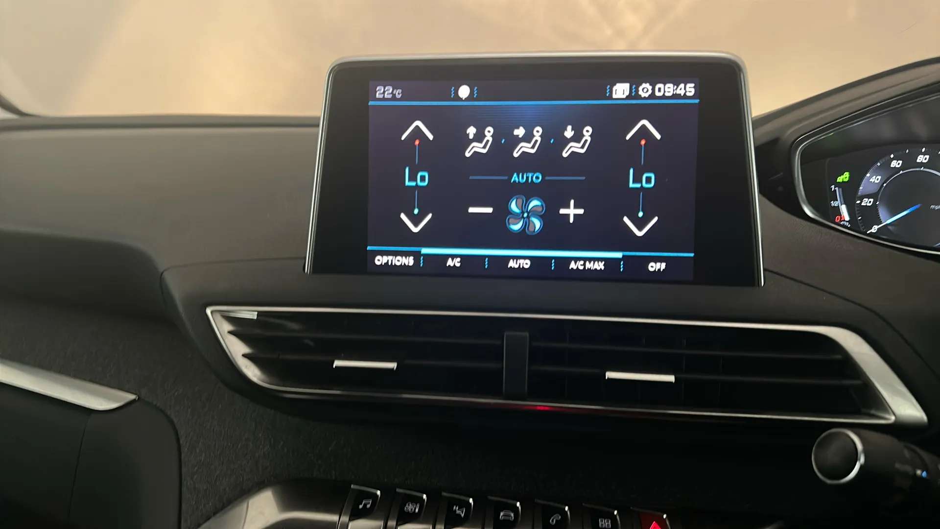 2018 PEUGEOT 3008 2018 PEUGEOT 3008