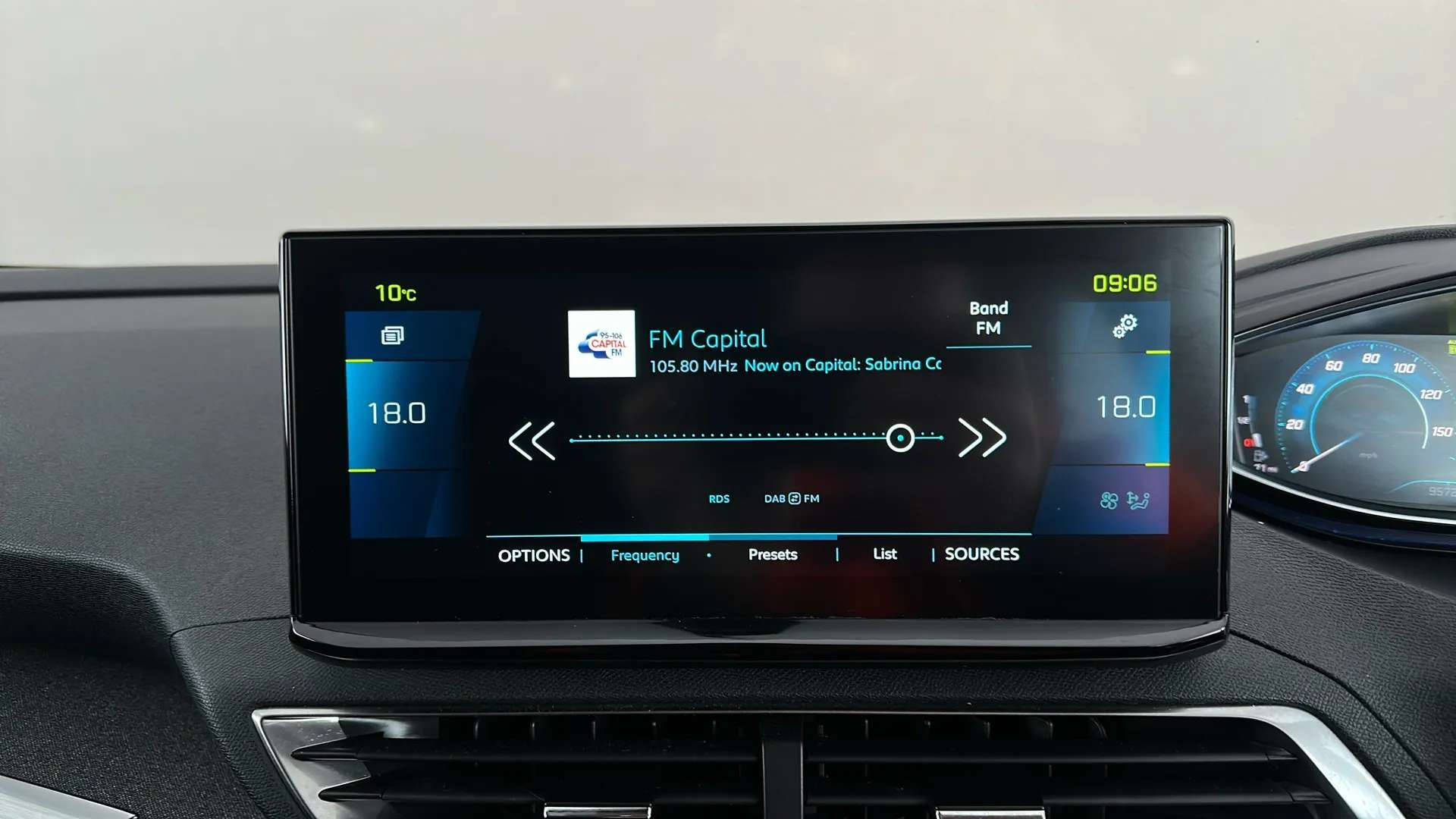 2022 PEUGEOT 3008 2022 PEUGEOT 3008