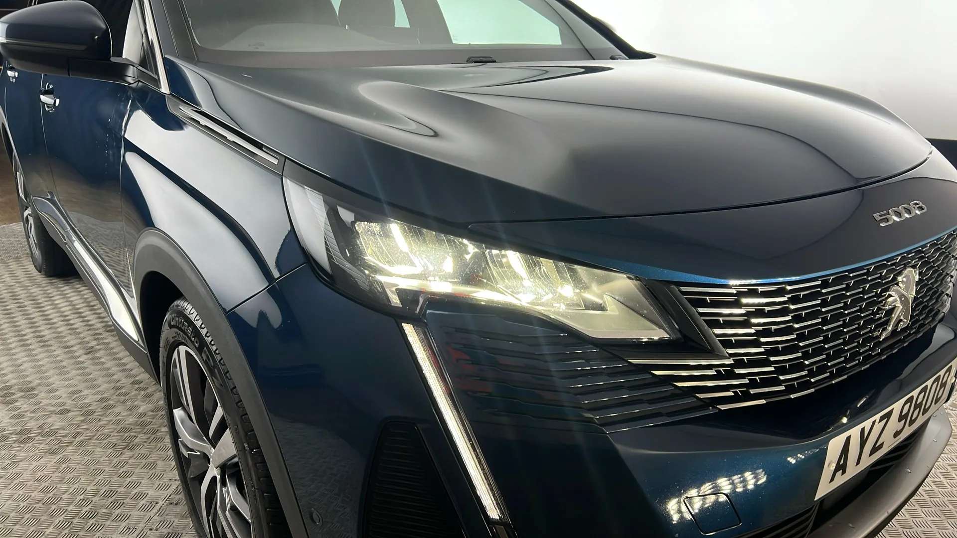 2021 PEUGEOT 5008 2021 PEUGEOT 5008