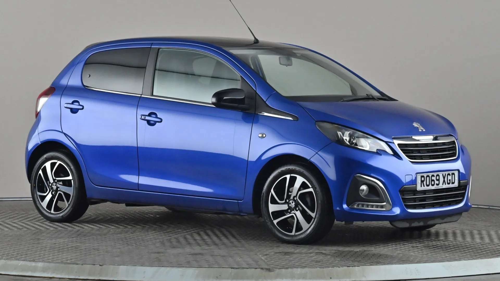 A 2019 PEUGEOT 108 1.0 72 Allure A 2019 PEUGEOT 108 1.0 72 Allure