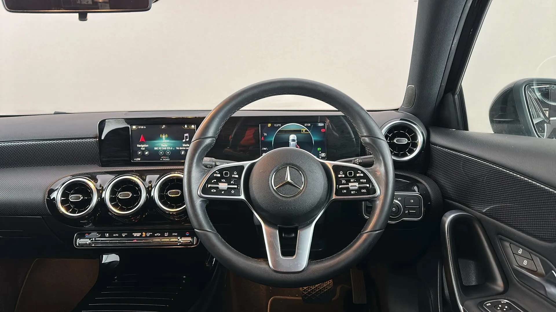 2019 MERCEDES-BENZ A CLASS 2019 MERCEDES-BENZ A CLASS