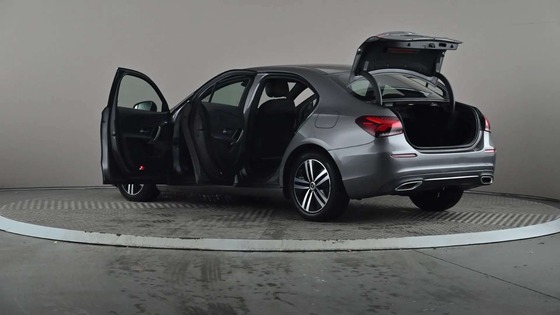 2021 MERCEDES-BENZ A CLASS 2021 MERCEDES-BENZ A CLASS