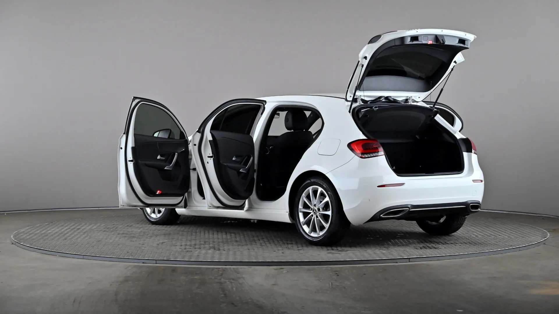 2019 MERCEDES-BENZ A CLASS 2019 MERCEDES-BENZ A CLASS