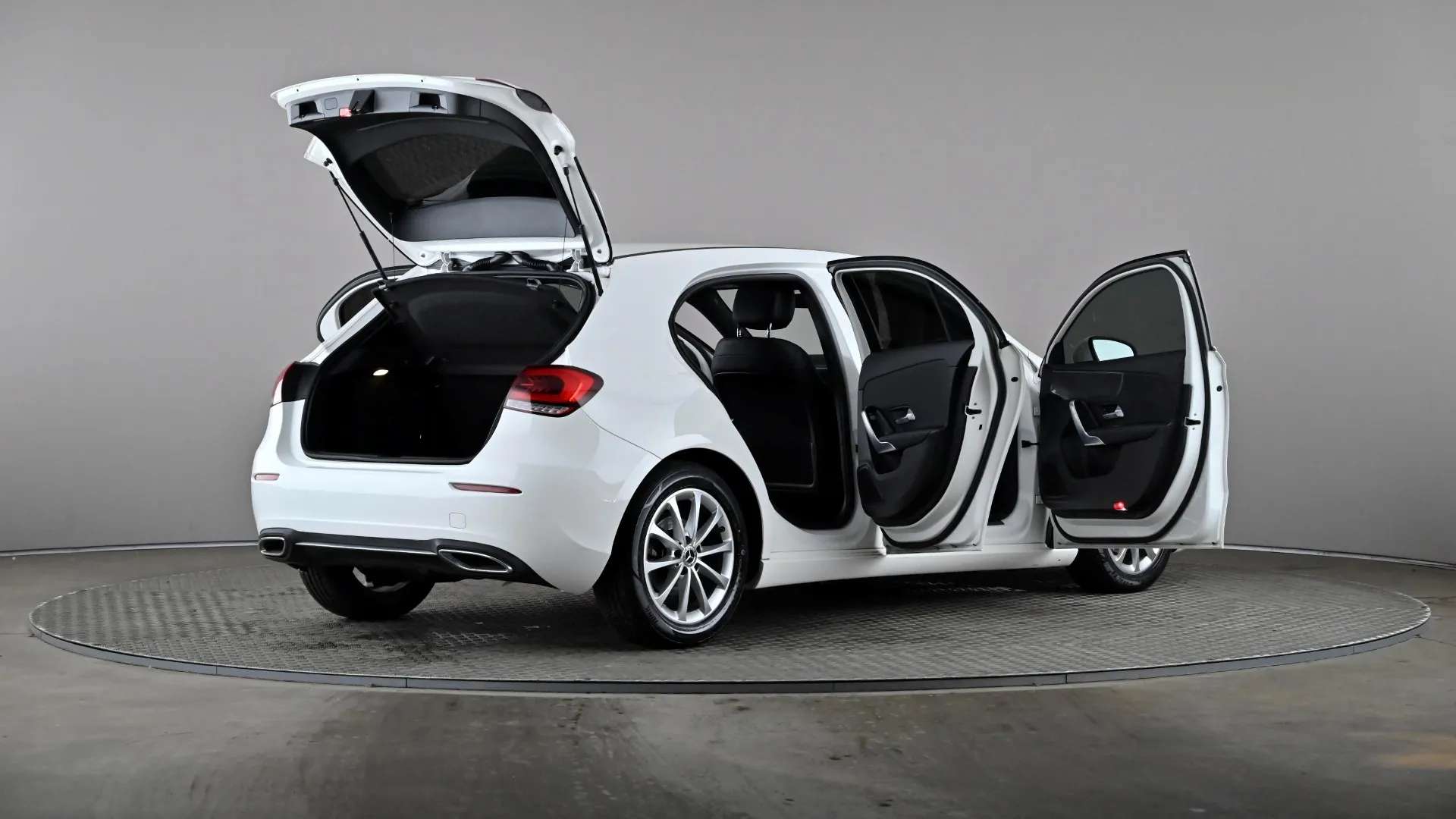 2019 MERCEDES-BENZ A CLASS 2019 MERCEDES-BENZ A CLASS