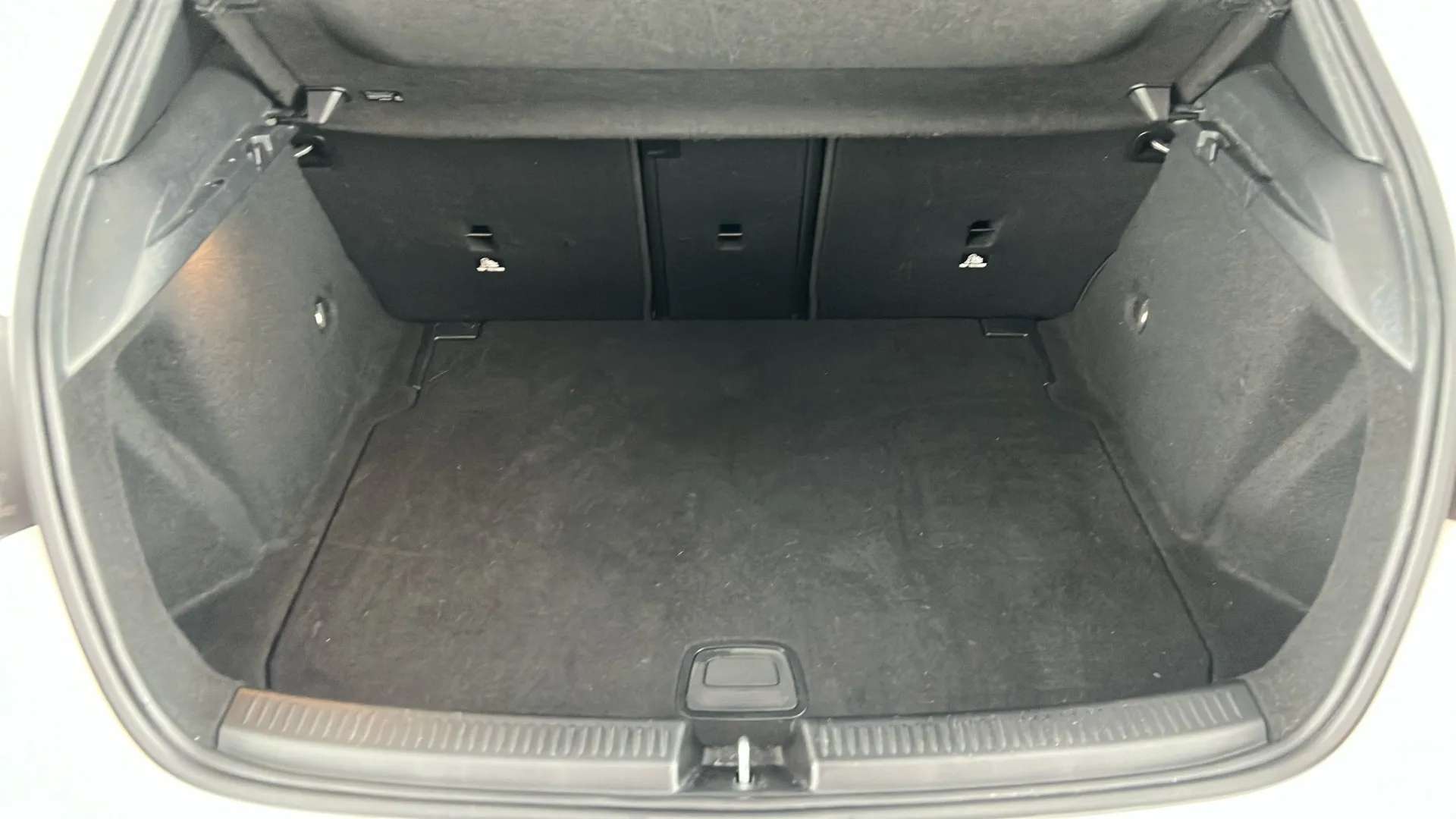 2019 MERCEDES-BENZ A CLASS 2019 MERCEDES-BENZ A CLASS