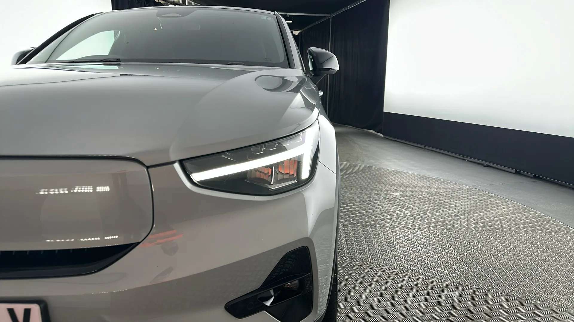 2024 VOLVO C40 2024 VOLVO C40