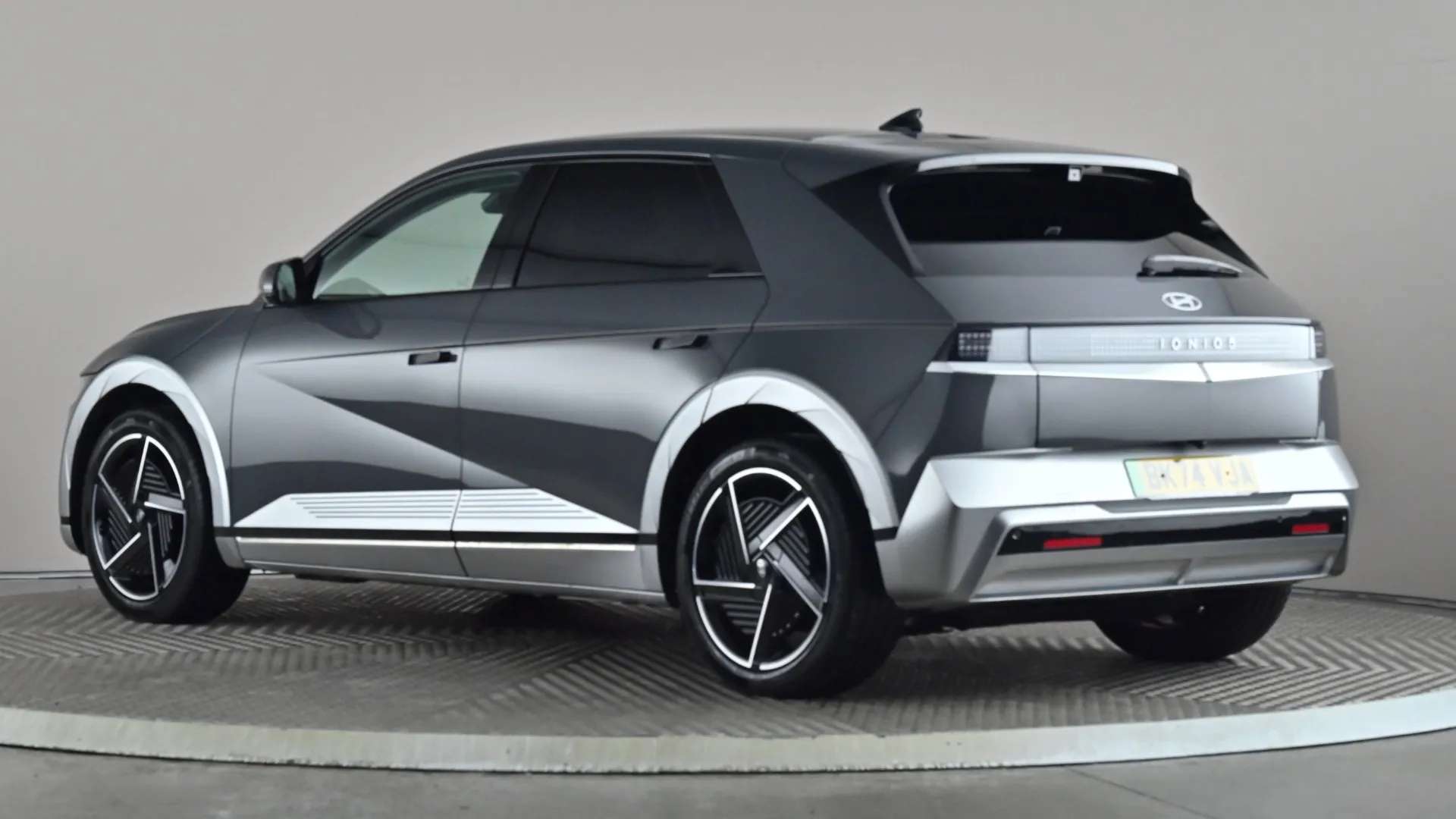 2024 HYUNDAI IONIQ 5 2024 HYUNDAI IONIQ 5