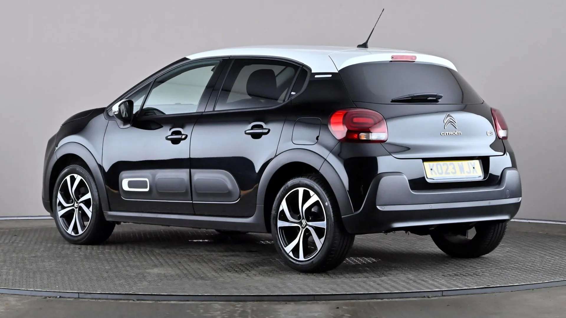 A 2023 CITROEN C3 1.2 PureTech 110 Shine Plus A 2023 CITROEN C3 1.2 PureTech 110 Shine Plus