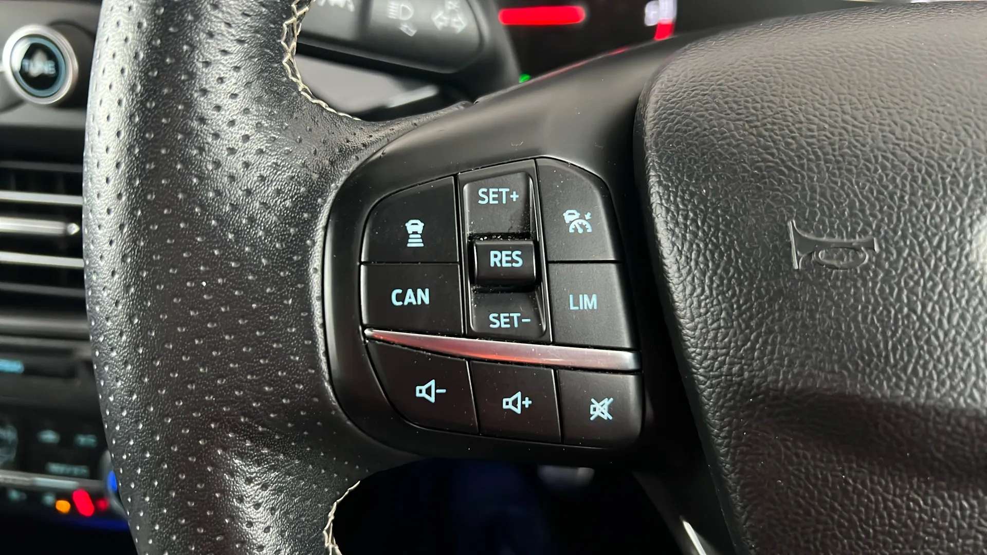 2020 FORD FOCUS 2020 FORD FOCUS