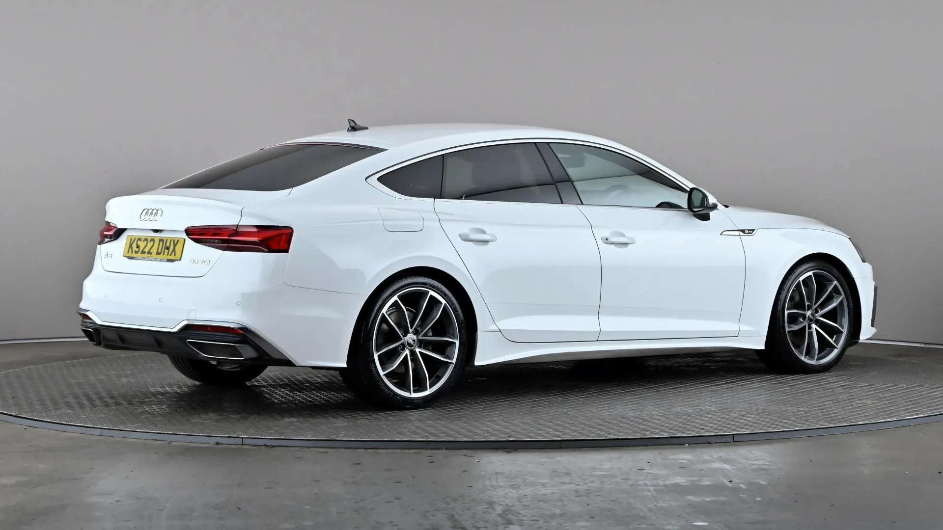 2022 AUDI A5 2022 AUDI A5