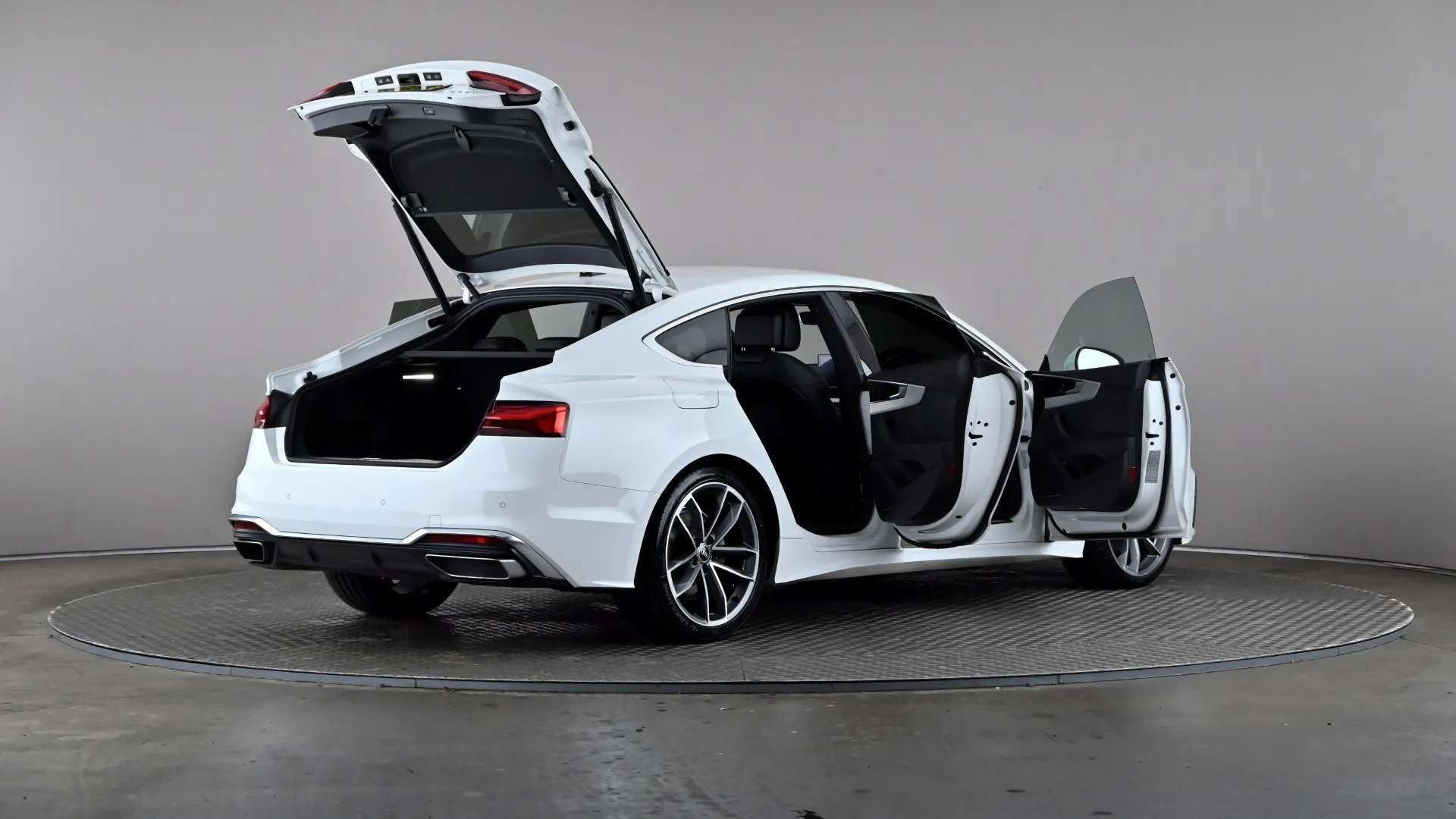 2022 AUDI A5 2022 AUDI A5