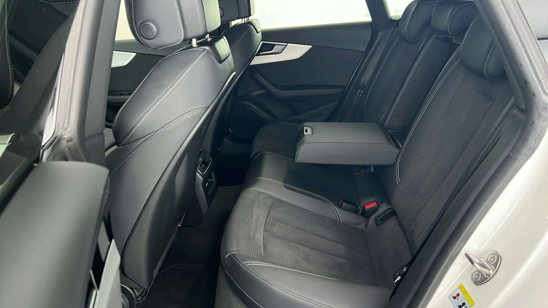 2022 AUDI A5 2022 AUDI A5