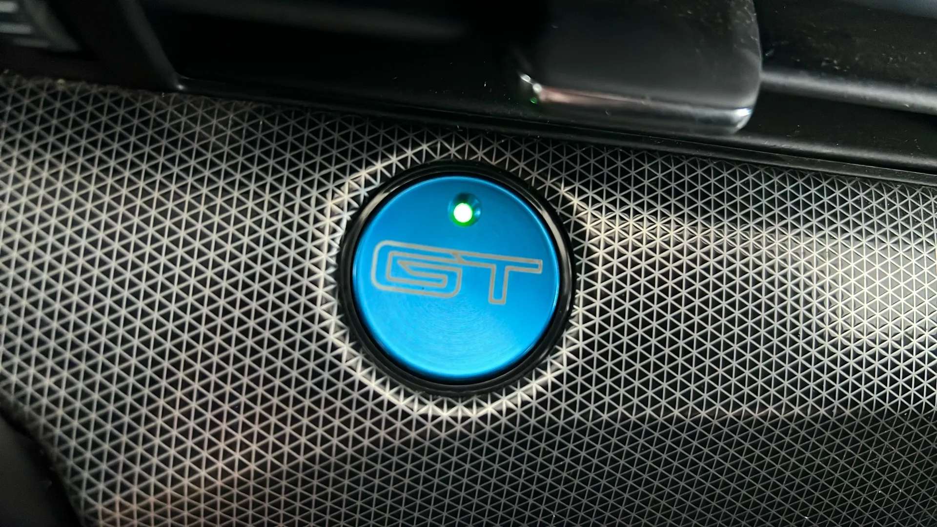 2022 FORD MUSTANG MACH-E 2022 FORD MUSTANG MACH-E