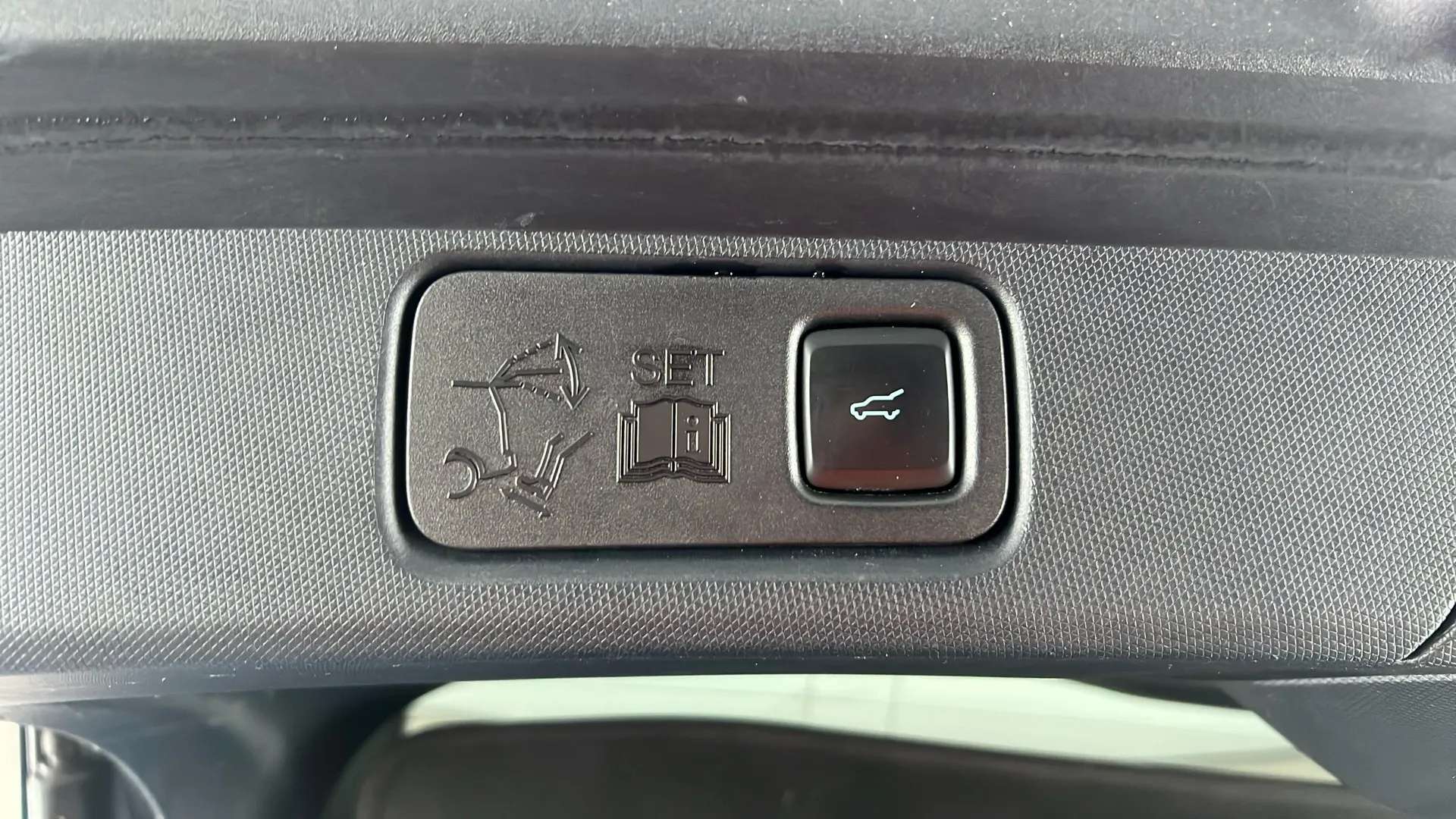 2022 FORD MUSTANG MACH-E 2022 FORD MUSTANG MACH-E