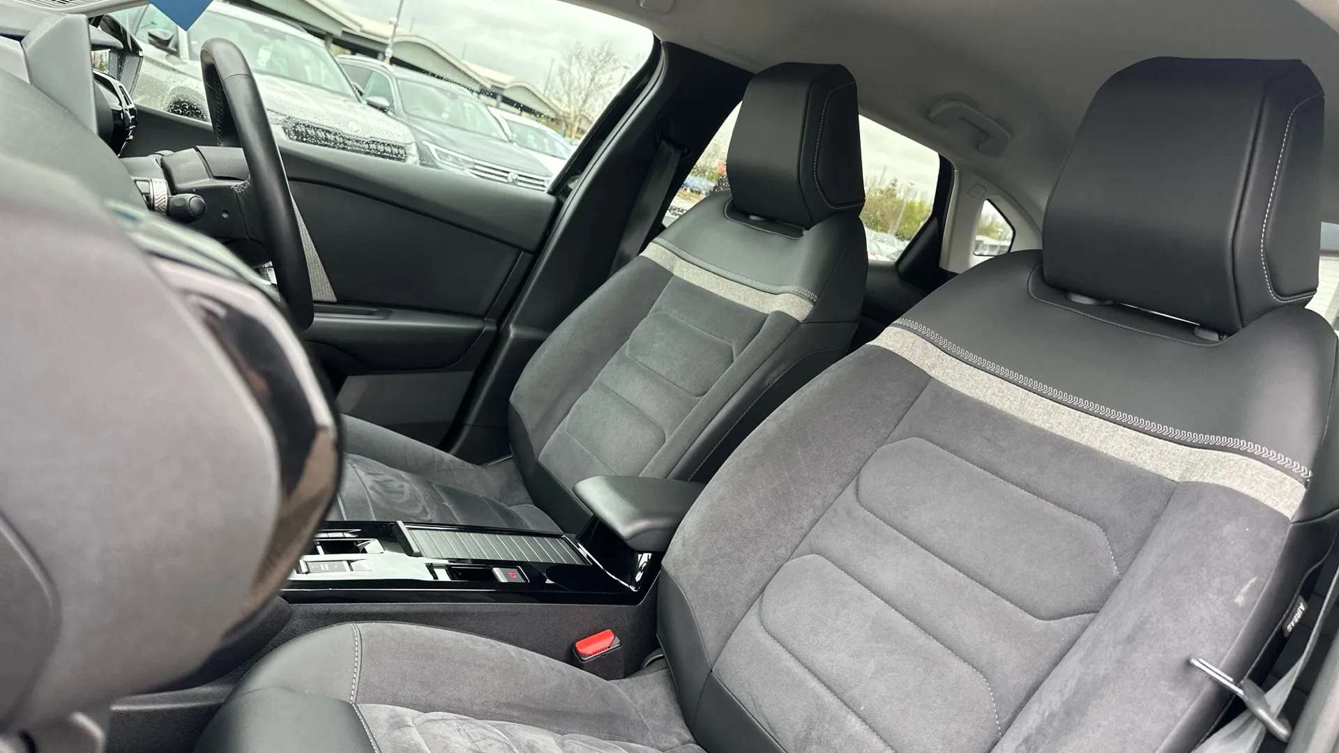 2024 CITROEN C4 X 2024 CITROEN C4 X