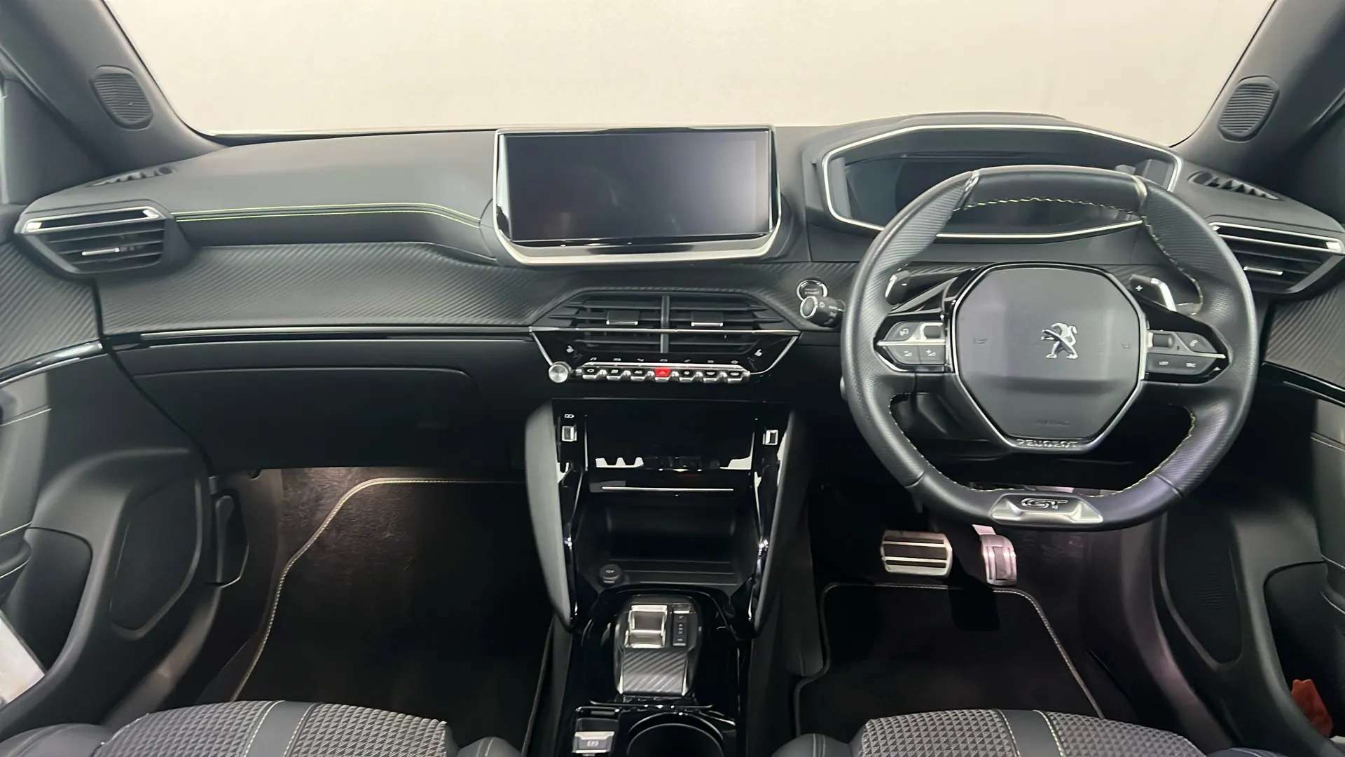 2023 PEUGEOT 2008 2023 PEUGEOT 2008