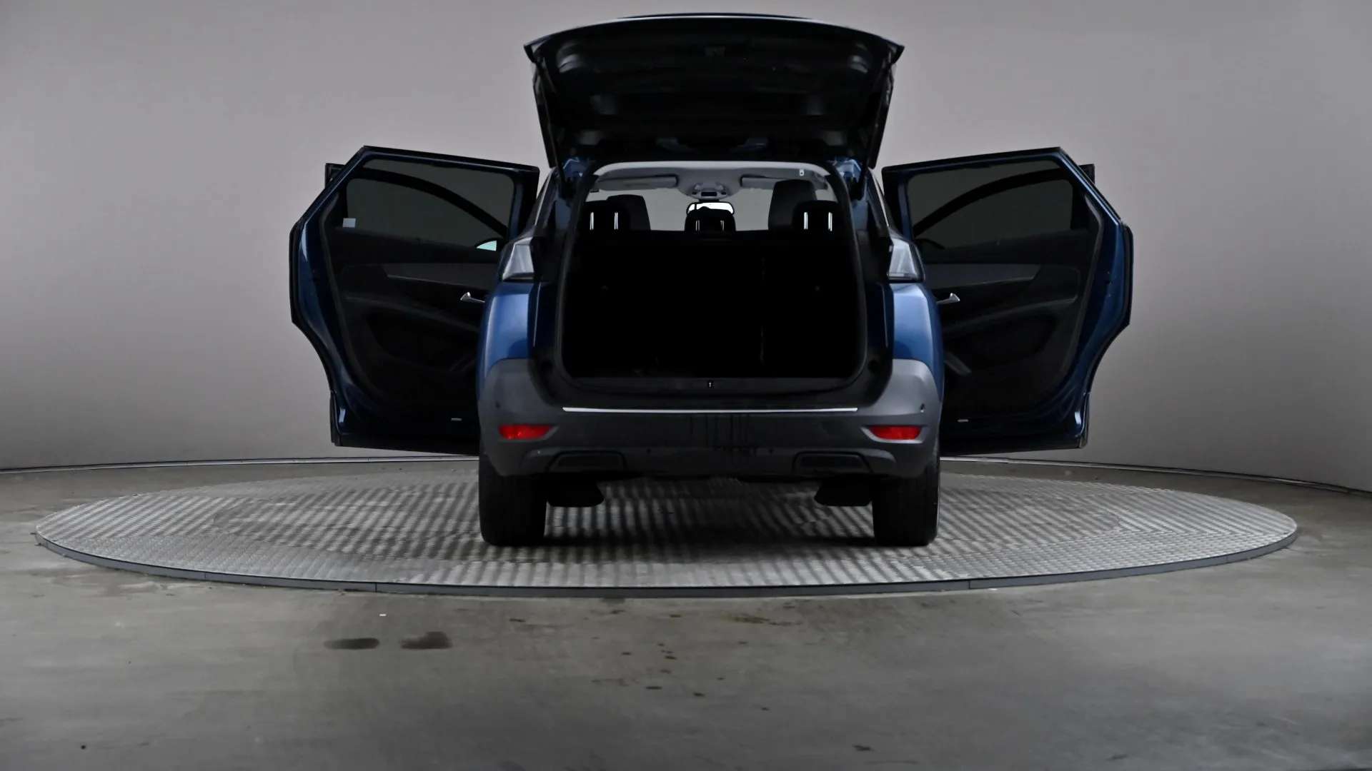 2021 PEUGEOT 5008 2021 PEUGEOT 5008