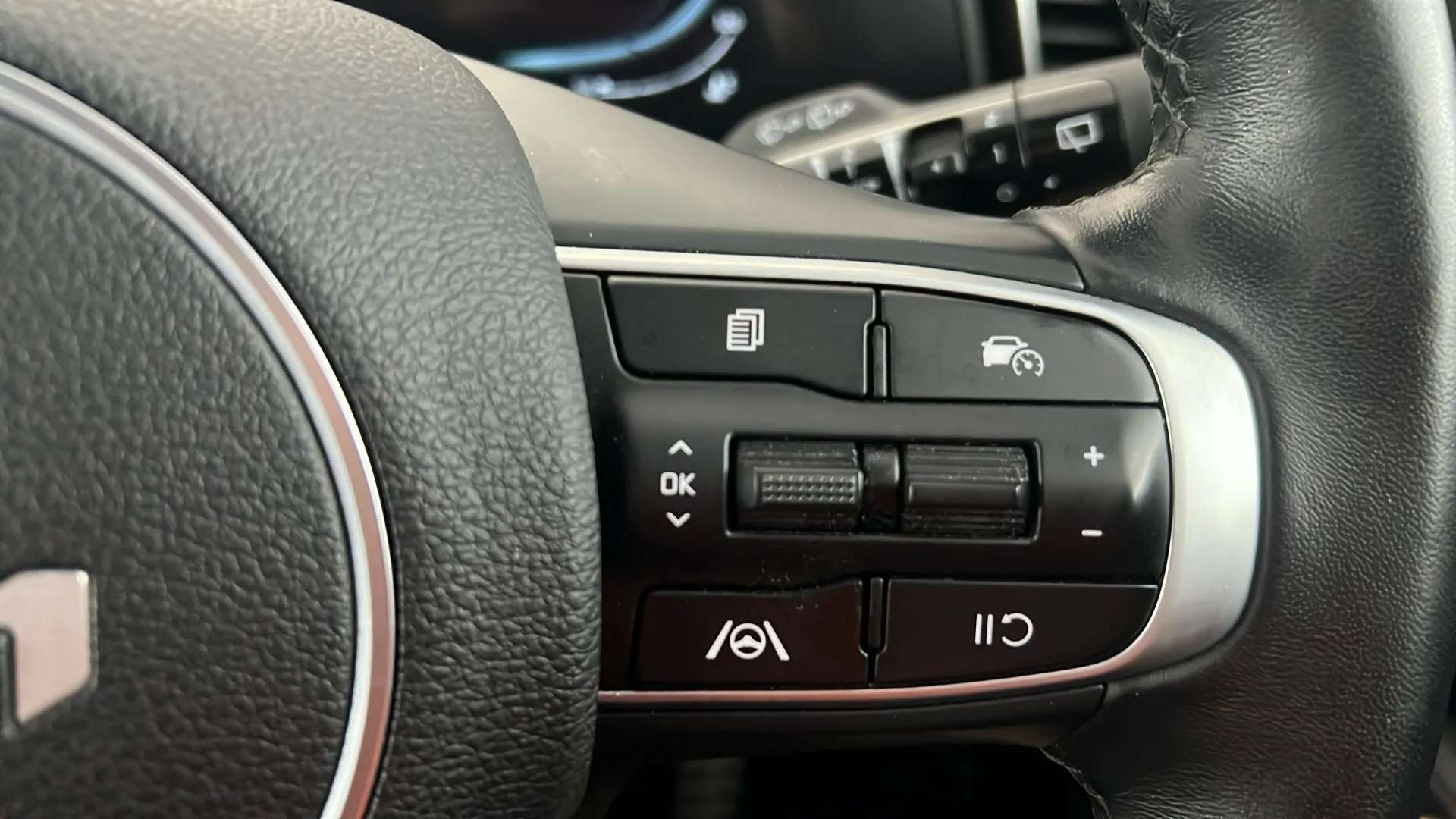 2025 KIA SPORTAGE 2025 KIA SPORTAGE