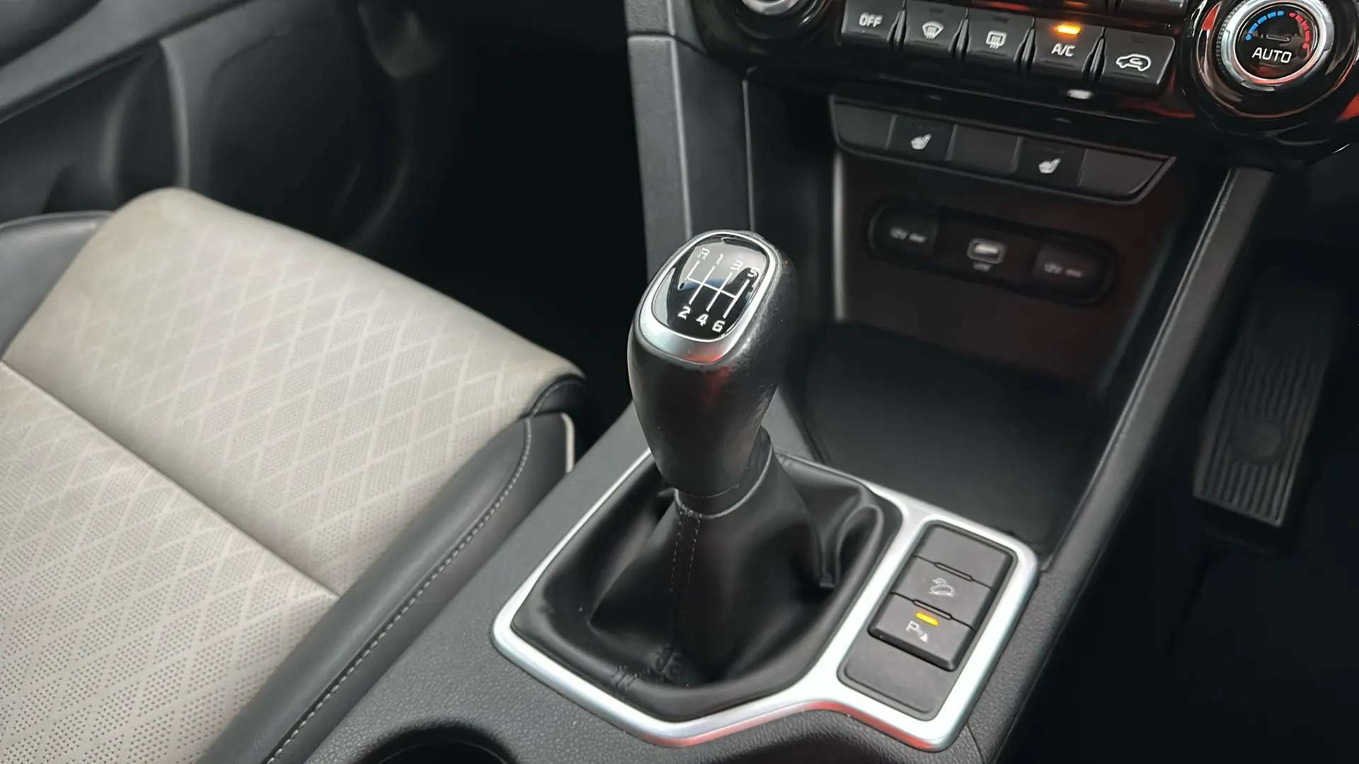 2021 KIA SPORTAGE 2021 KIA SPORTAGE