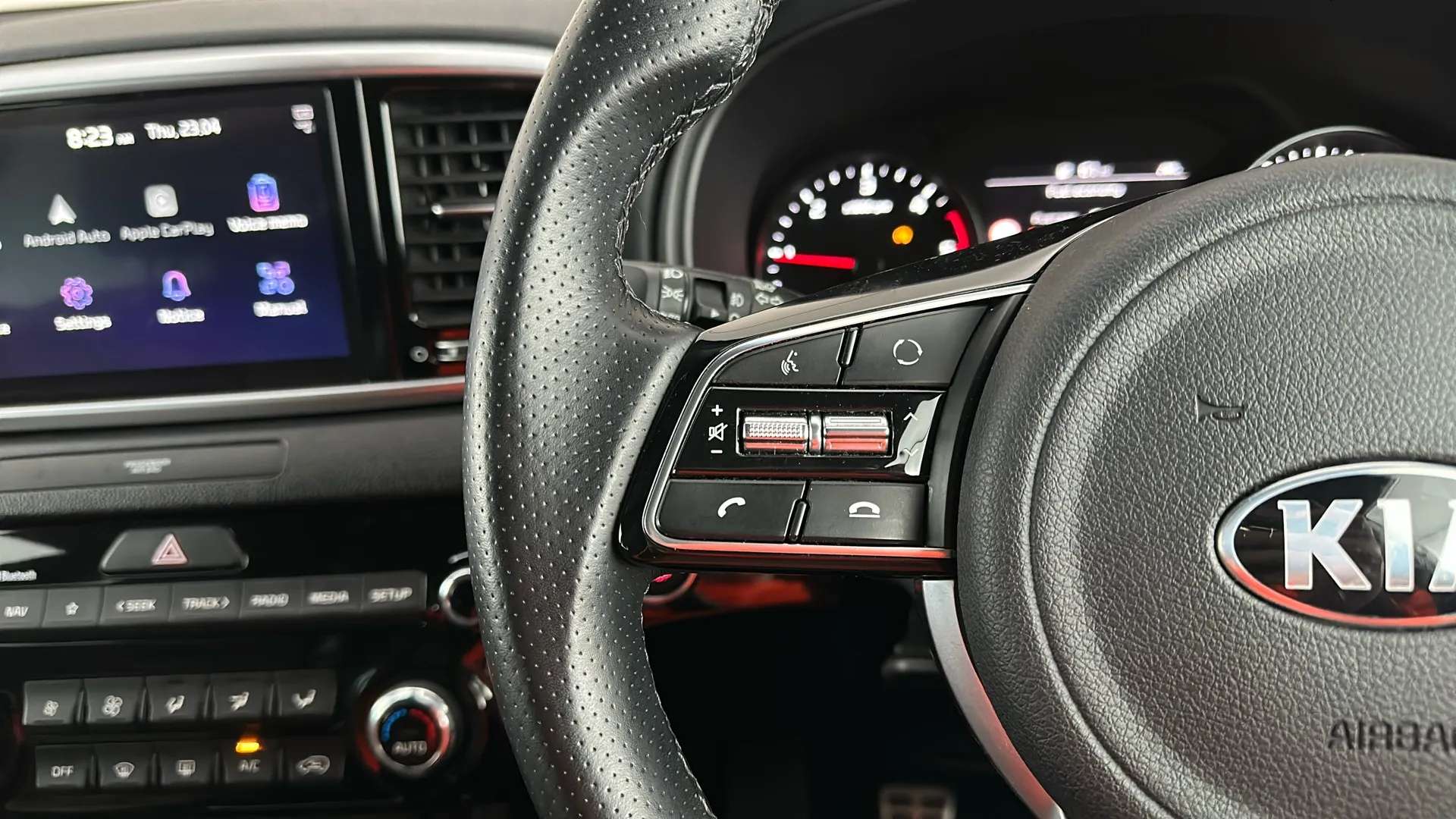 2021 KIA SPORTAGE 2021 KIA SPORTAGE