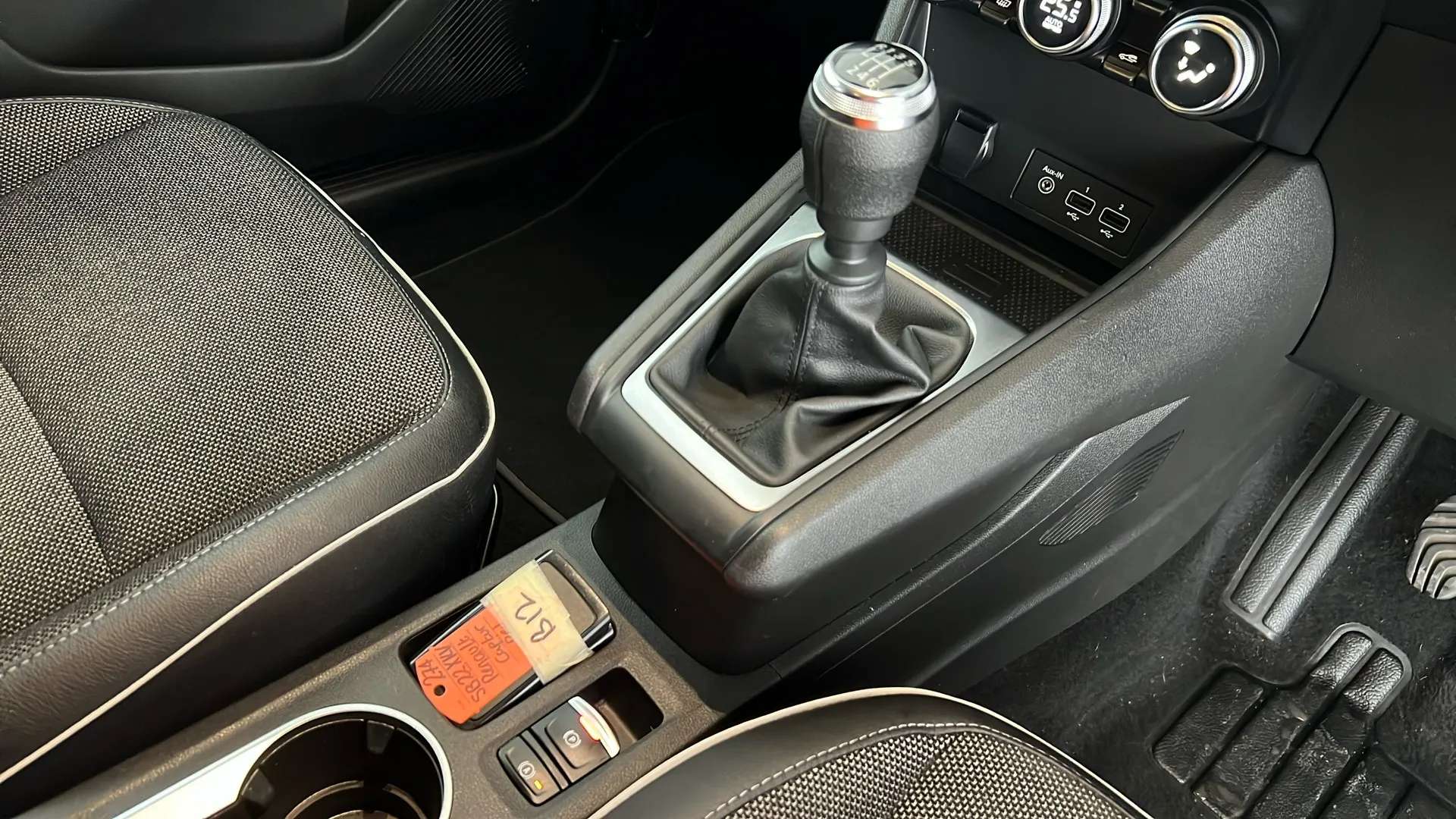 2022 RENAULT CAPTUR 2022 RENAULT CAPTUR